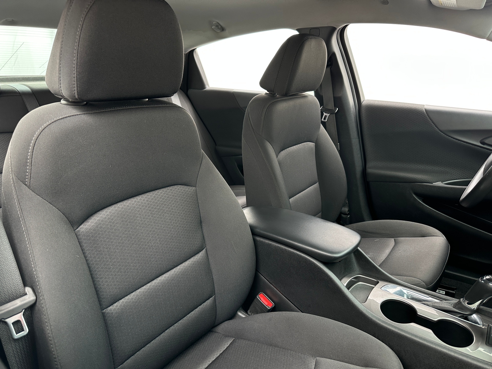 Thumbnail: 2019 Chevrolet Malibu - 2
