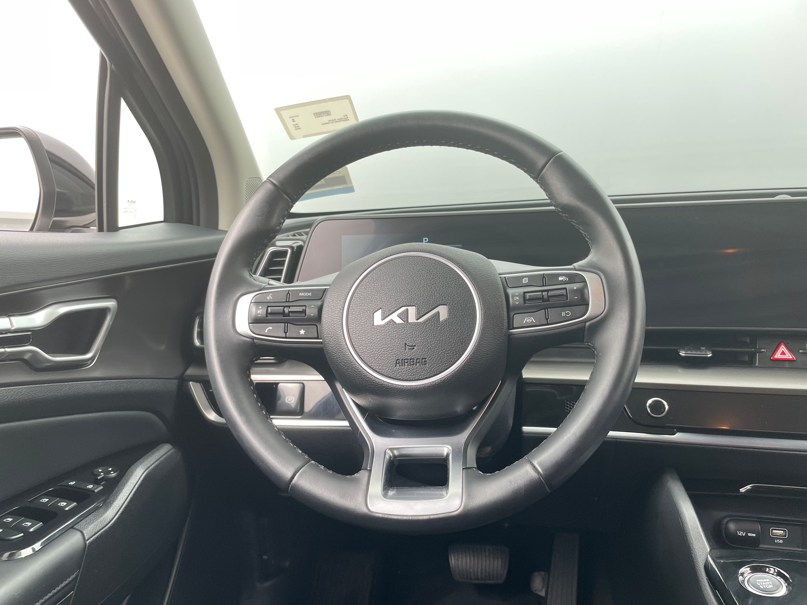 Thumbnail: 2025 Kia Sportage - 4