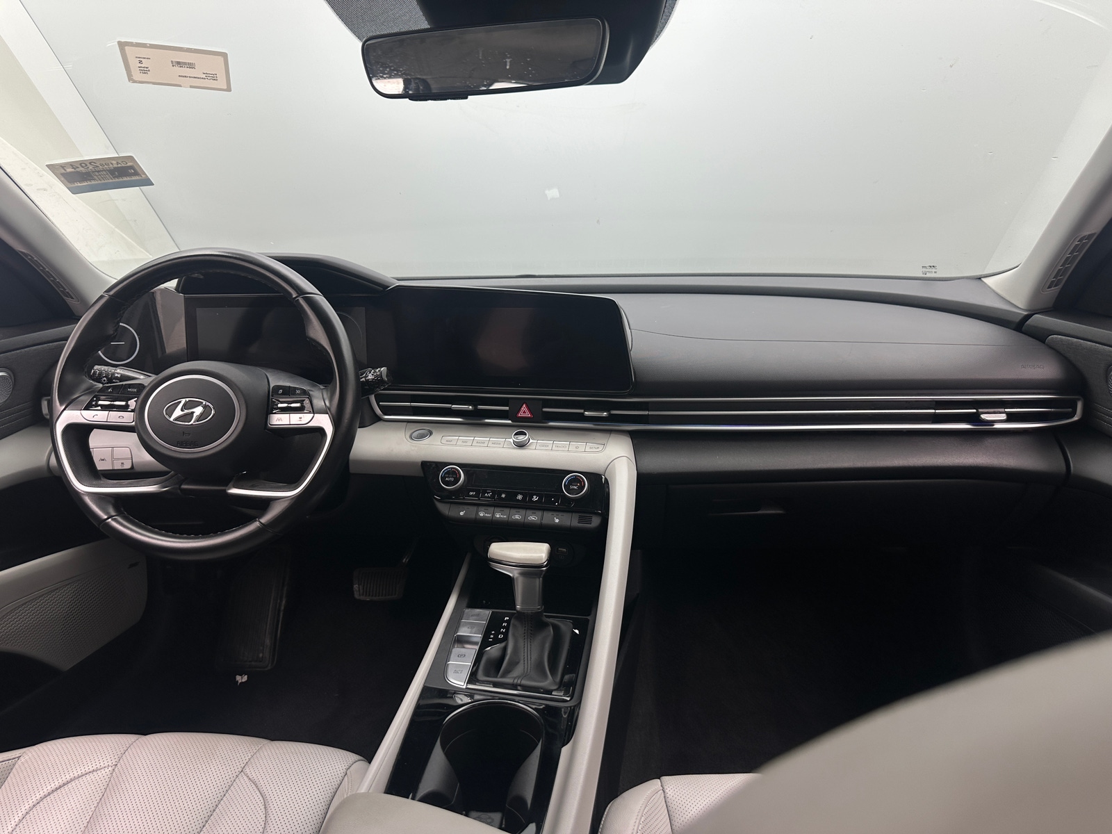 Thumbnail: 2021 Hyundai Elantra - 2