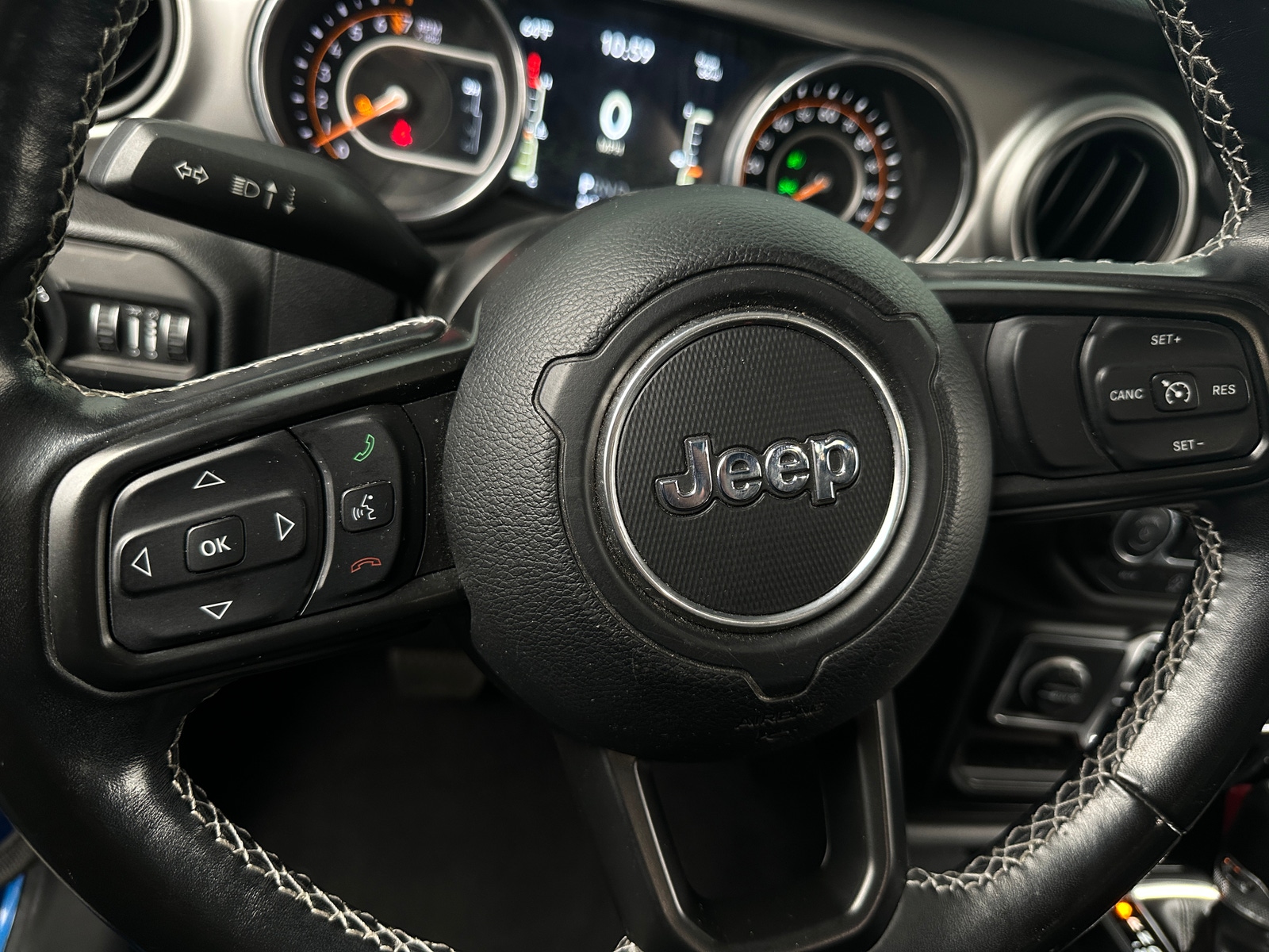Thumbnail: 2021 Jeep Gladiator - 5