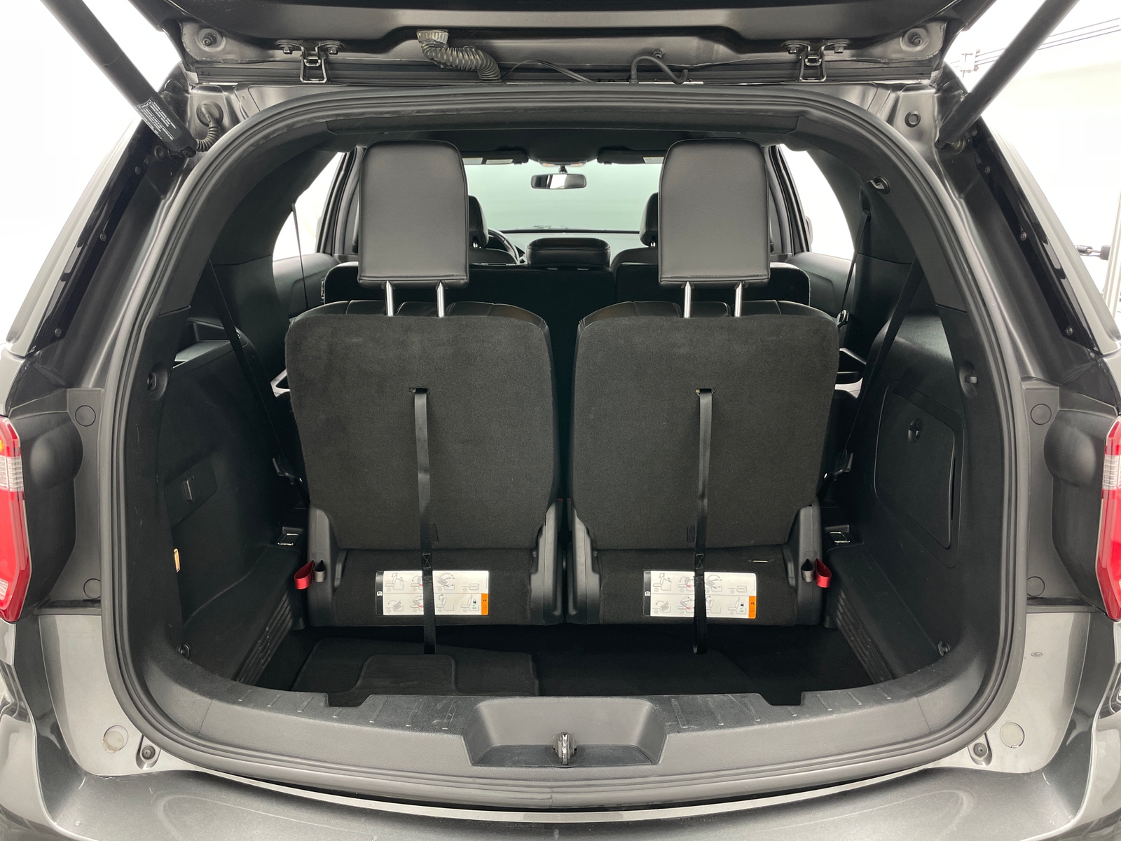 Thumbnail: 2017 Ford Explorer - 6