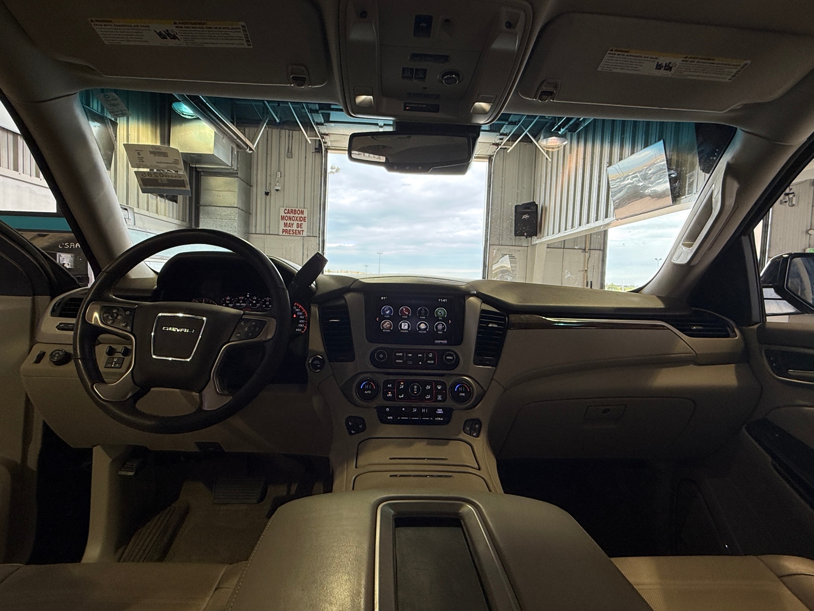 Thumbnail: 2015 GMC Yukon - 2