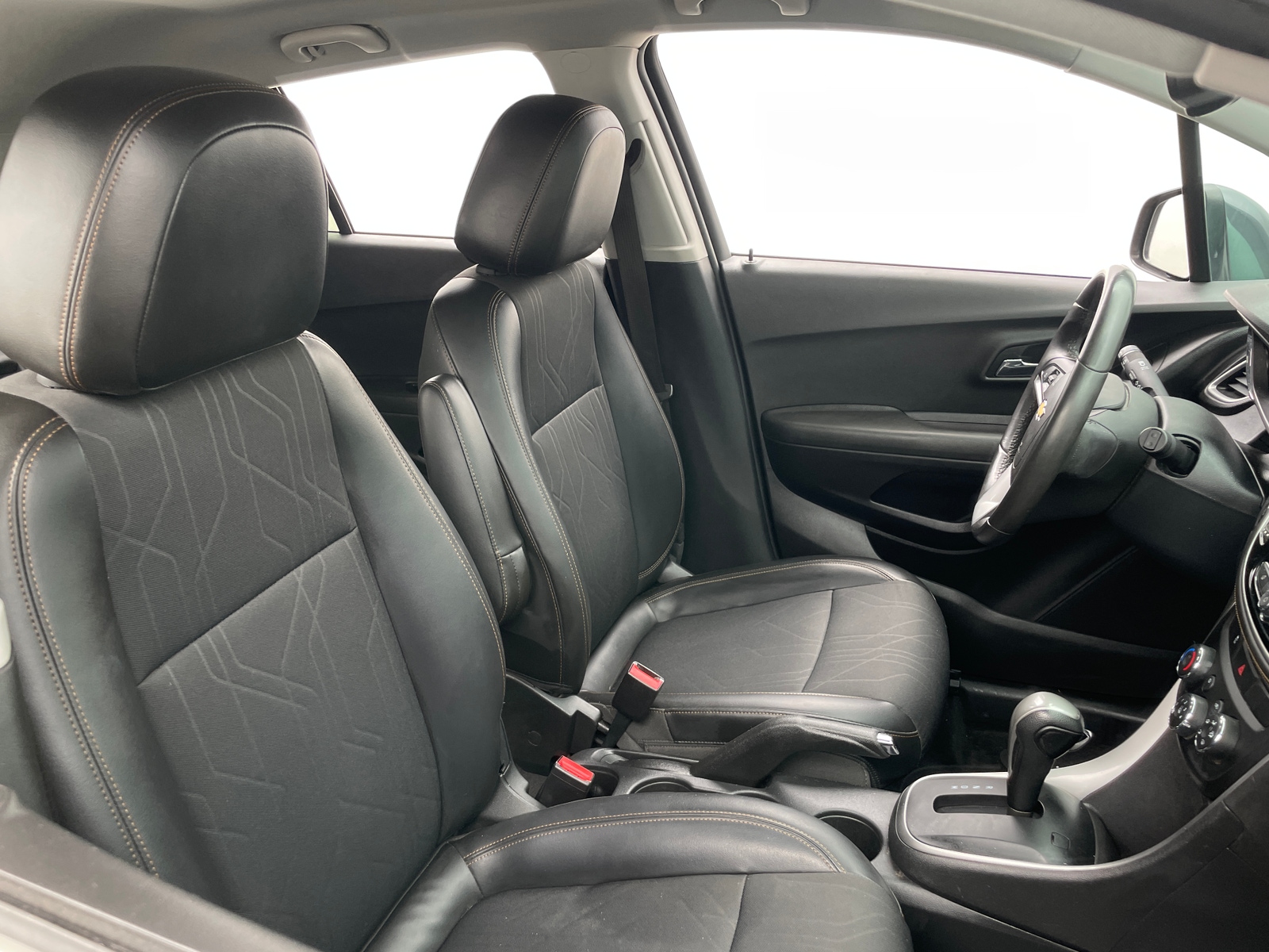 Thumbnail: 2018 Chevrolet Trax - 2