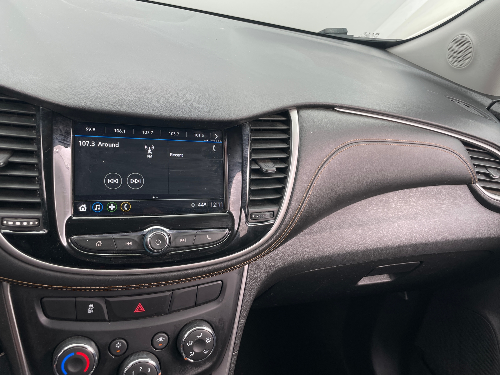 Thumbnail: 2018 Chevrolet Trax - 4