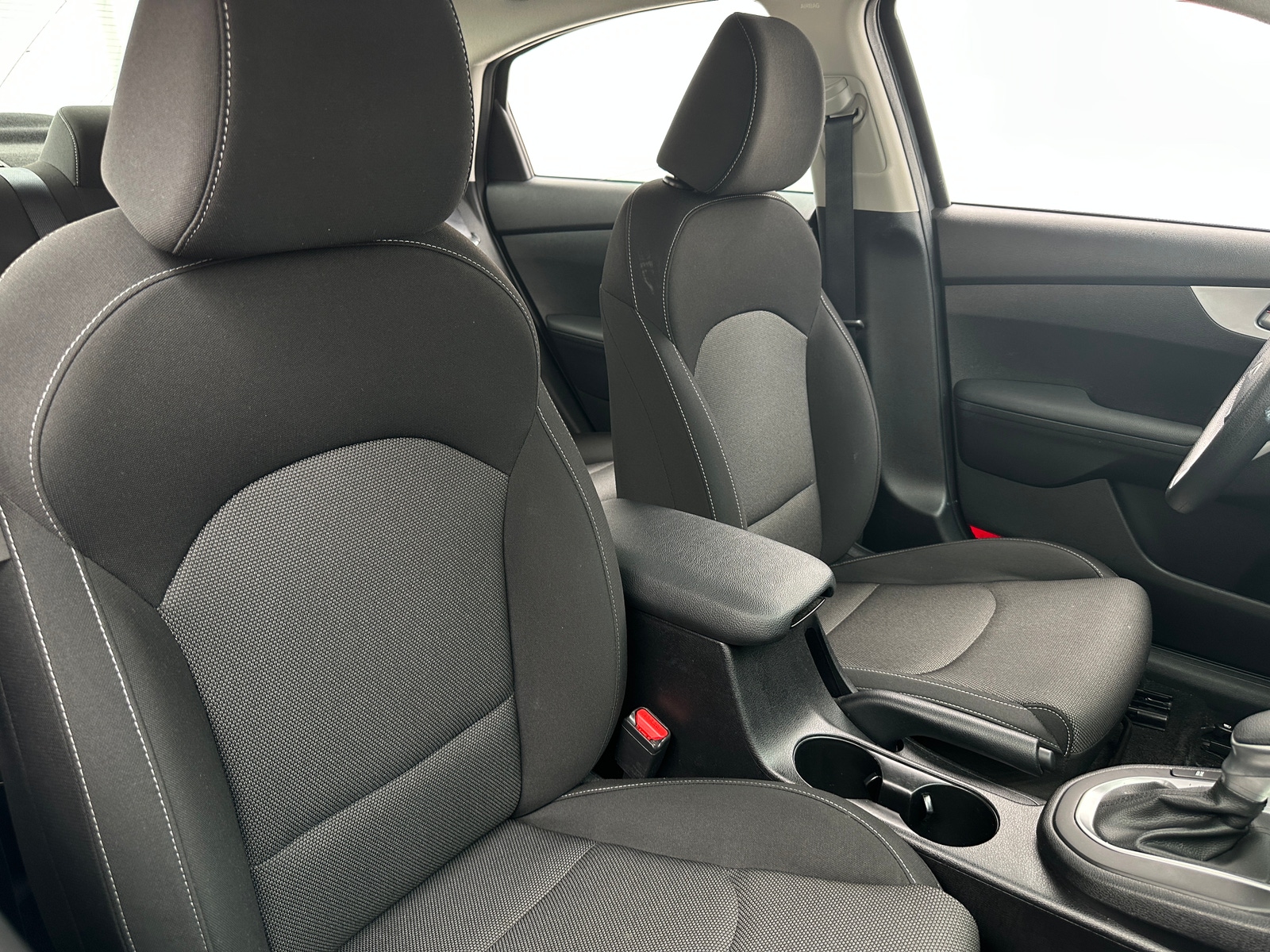 Thumbnail: 2024 Kia Forte - 2