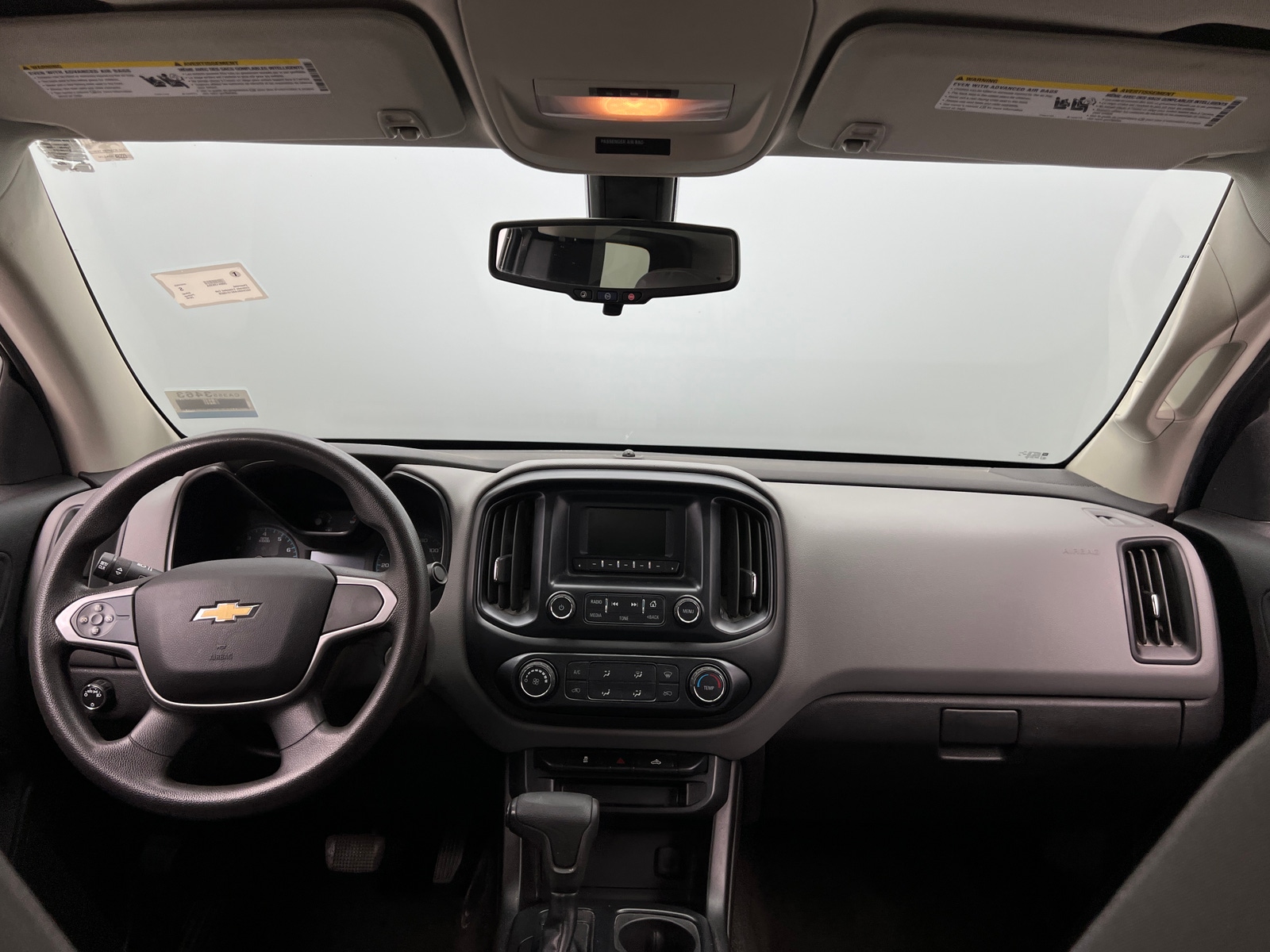 Thumbnail: 2016 Chevrolet Colorado - 3