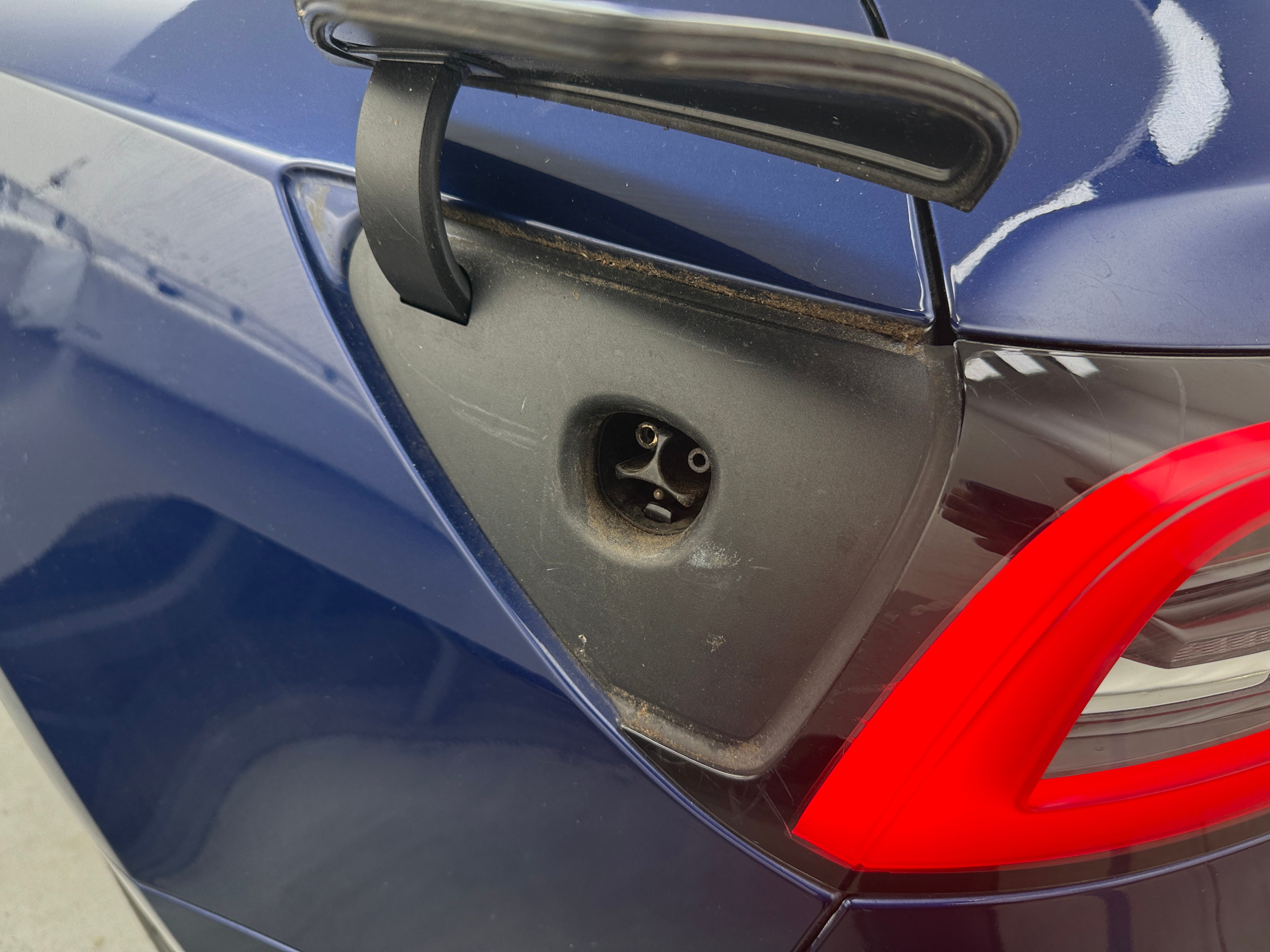 Used 2019 Tesla Model 3 Base with VIN 5YJ3E1EA7KF400941 for sale in Auburn, WA