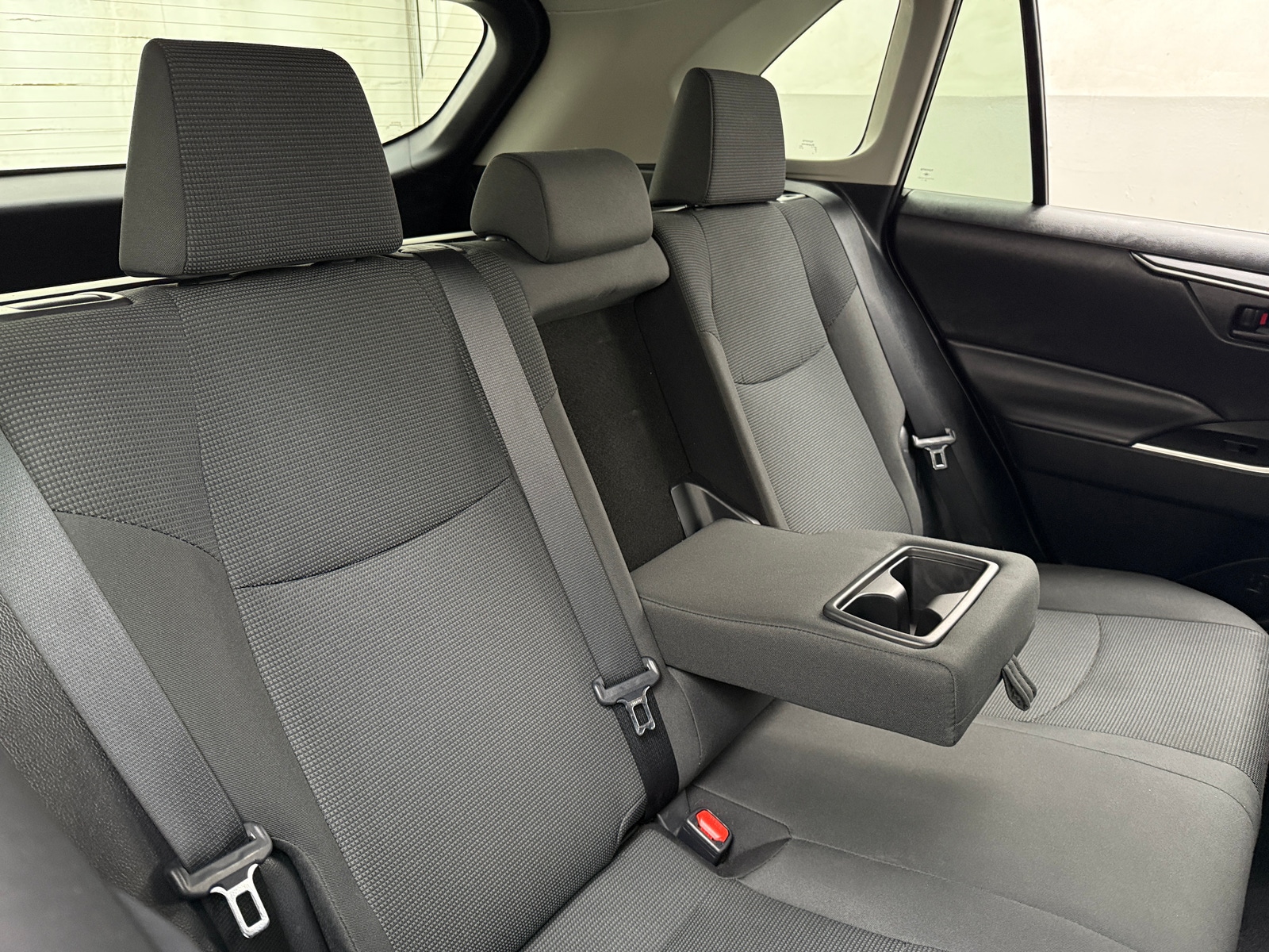Thumbnail: 2021 Toyota RAV4 - 6
