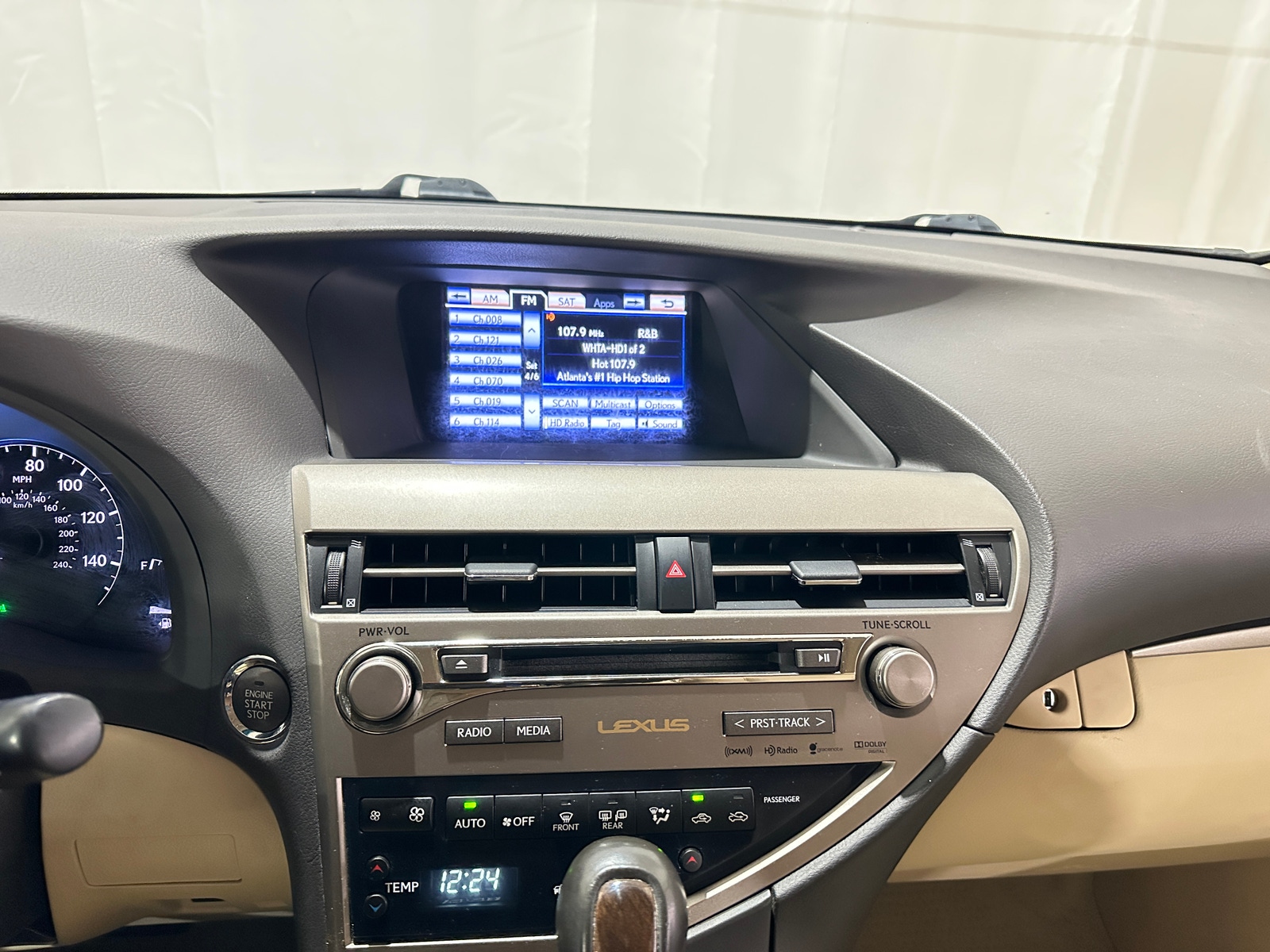 Thumbnail: 2013 Lexus RX - 3