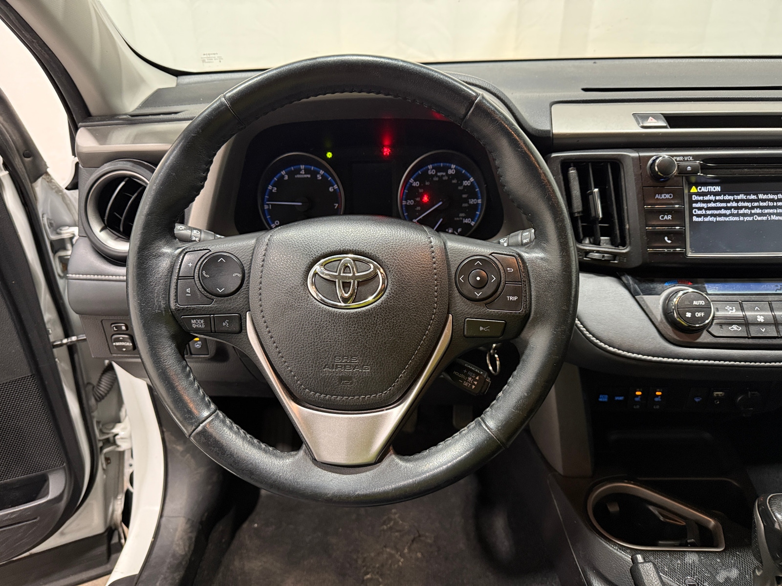 Thumbnail: 2018 Toyota RAV4 - 5