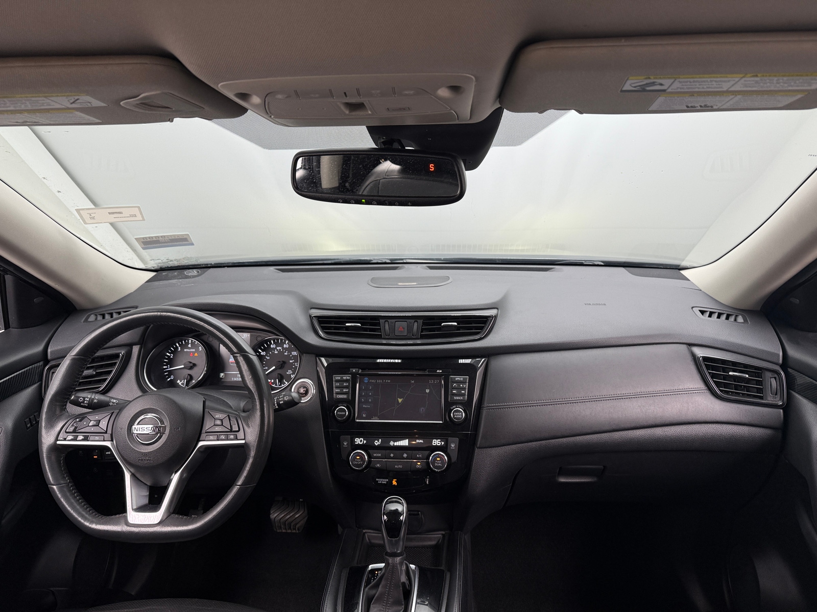 Thumbnail: 2017 Nissan Rogue - 2