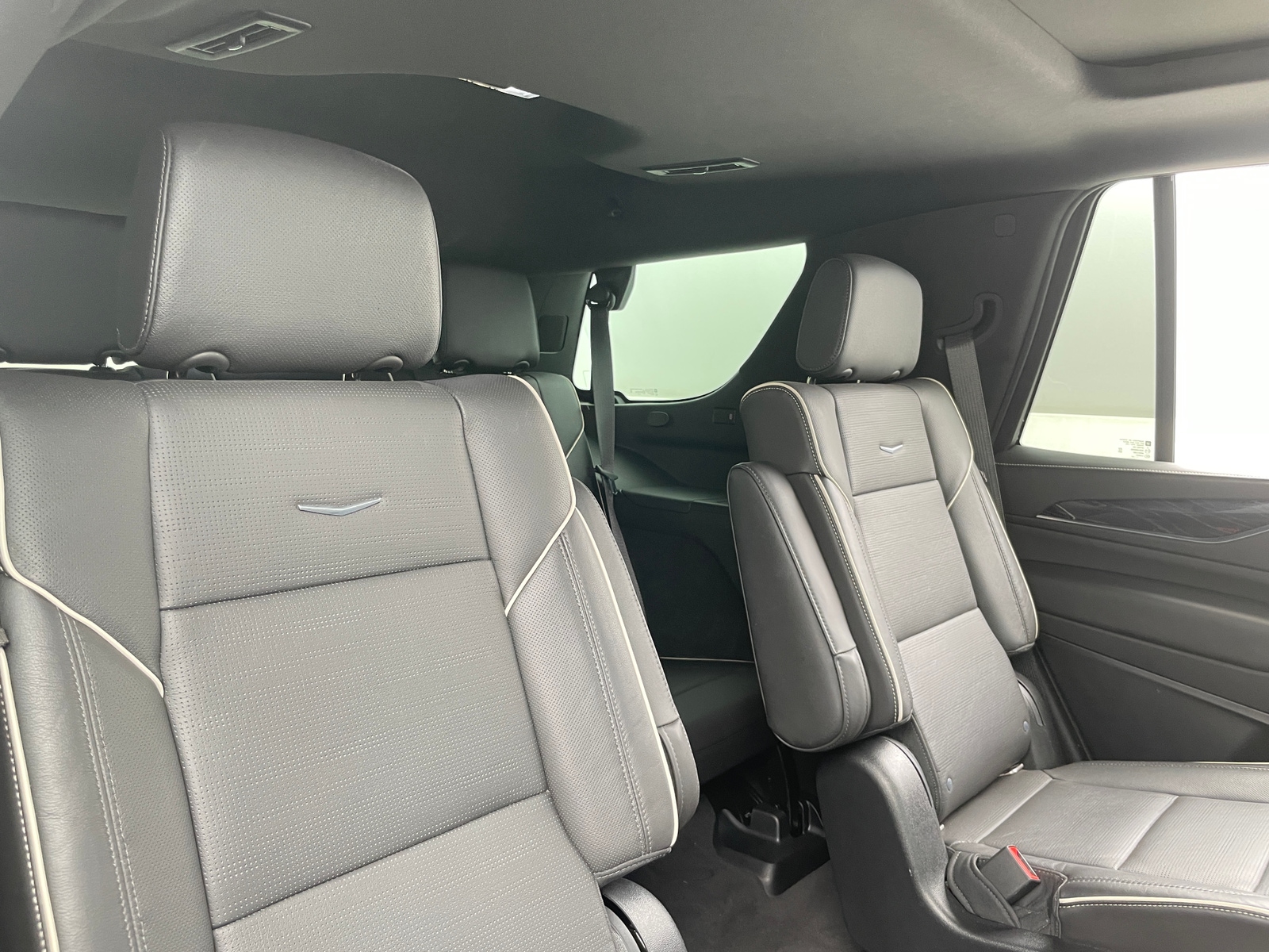 Thumbnail: 2021 Cadillac Escalade - 5