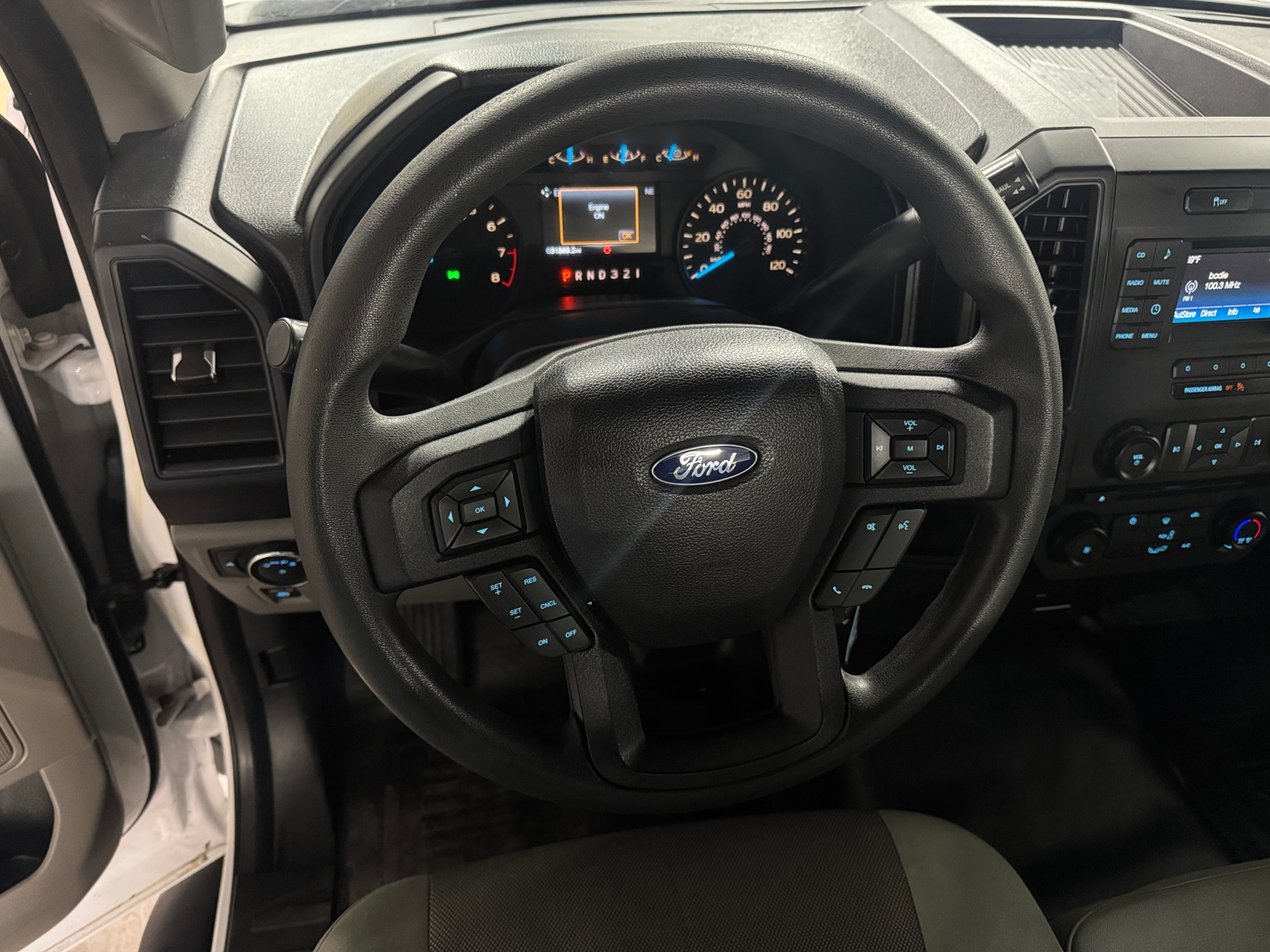 Thumbnail: 2016 Ford Econoline - 4
