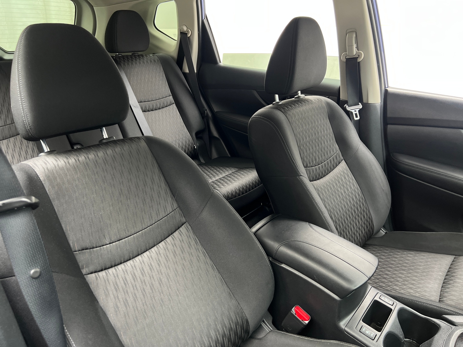 Thumbnail: 2017 Nissan Rogue - 2