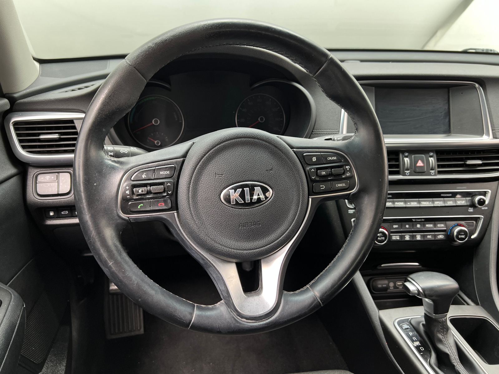 Thumbnail: 2017 Kia Optima - 5