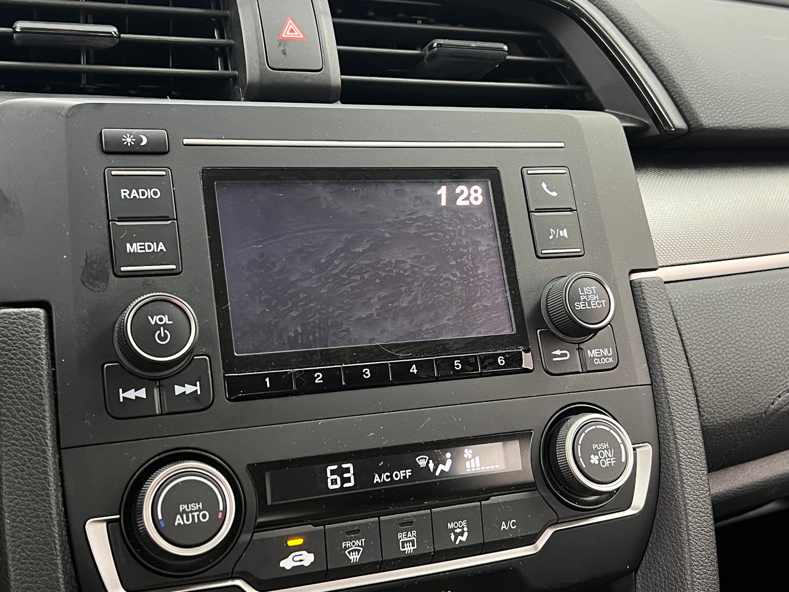 Thumbnail: 2018 Honda Civic - 4