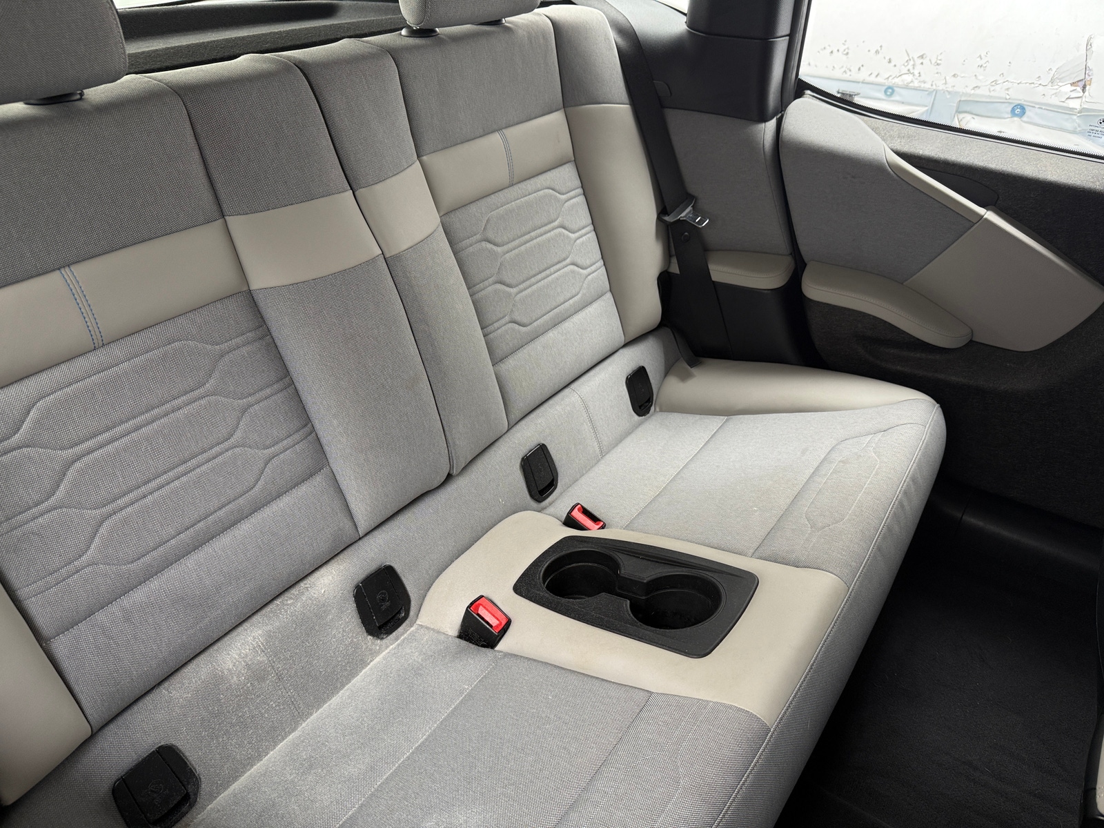 Thumbnail: 2018 BMW i3 - 6