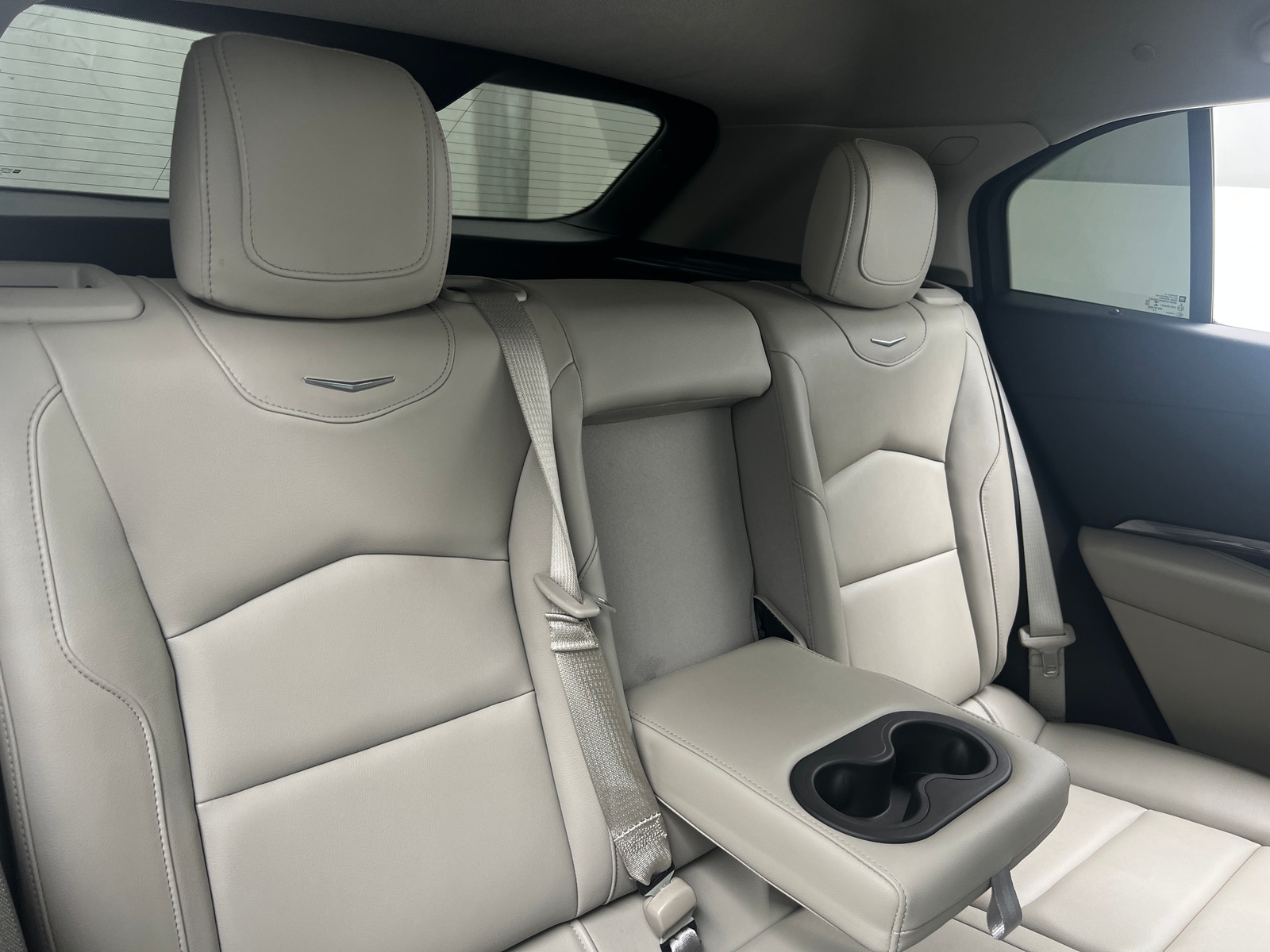 Thumbnail: 2020 Cadillac XT4 - 5