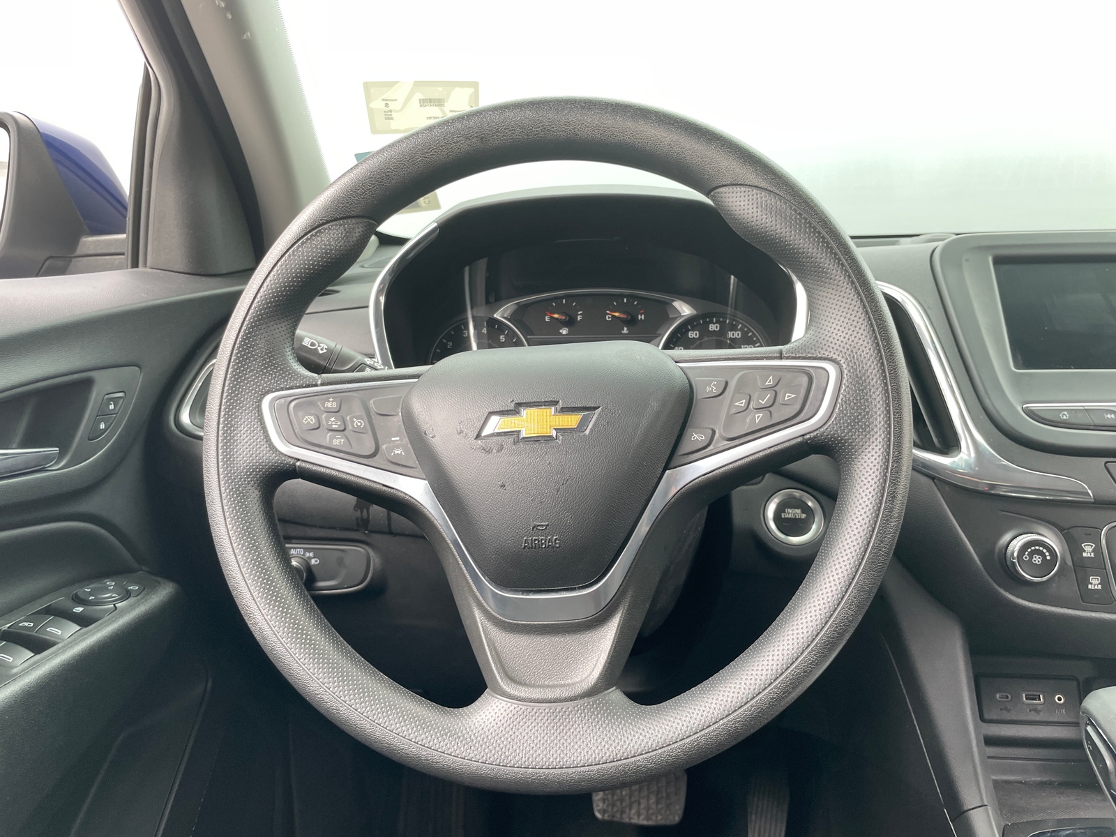 Thumbnail: 2022 Chevrolet Equinox - 5