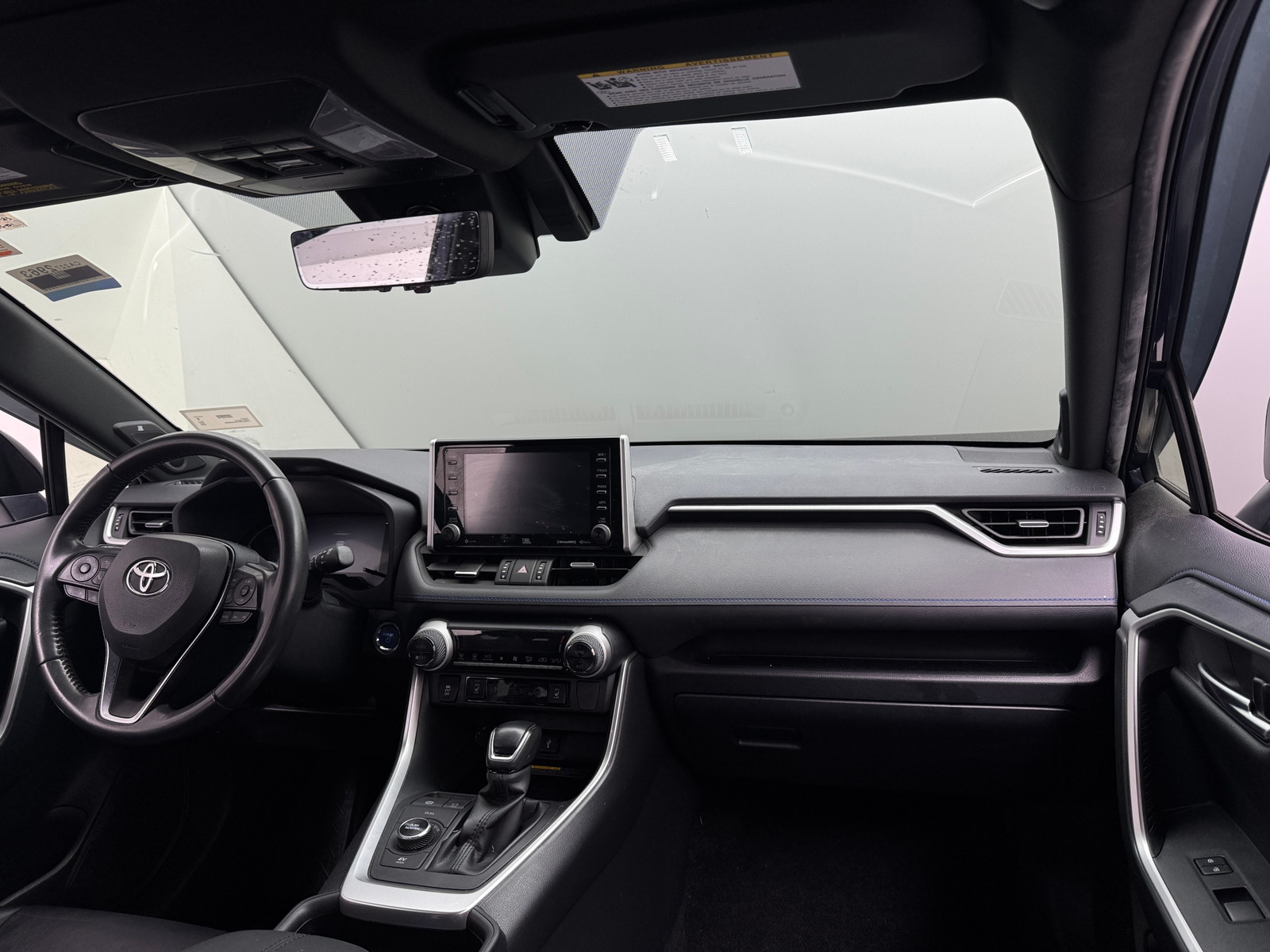 Thumbnail: 2020 Toyota RAV4 - 3