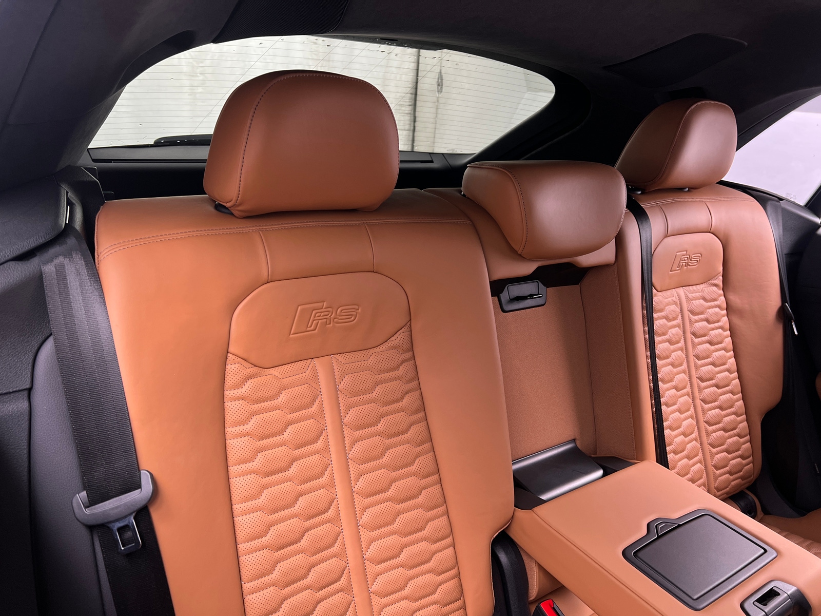 Thumbnail: 2022 Audi RS Q8 - 5