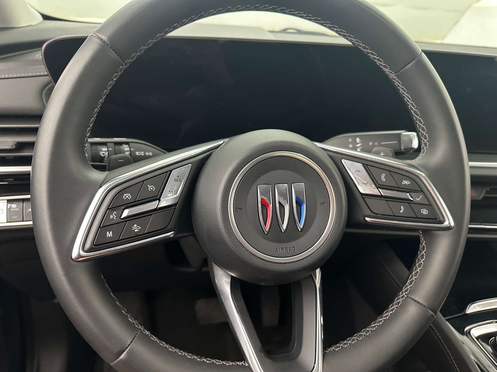Thumbnail: 2025 Buick Envision - 4