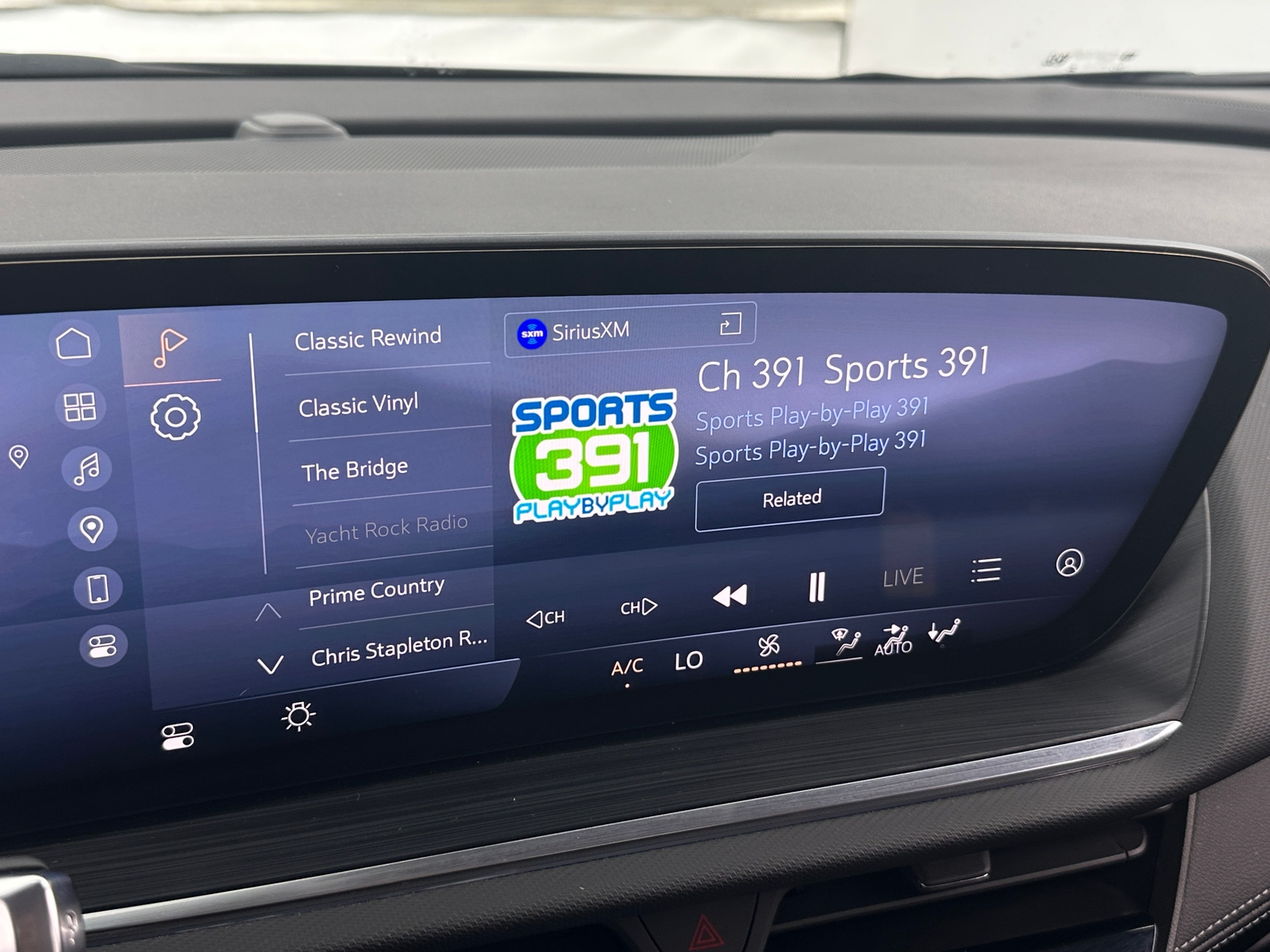 Thumbnail: 2025 Buick Envision - 3