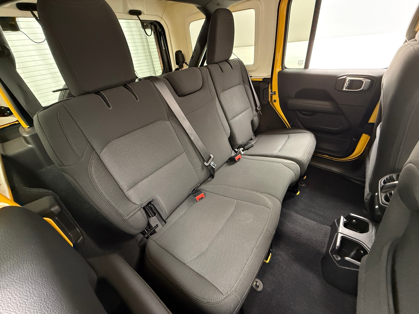 Thumbnail: 2019 Jeep Wrangler - 6