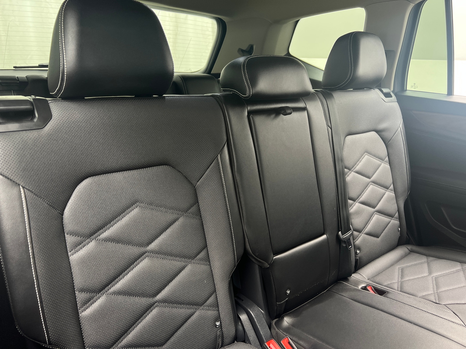 Thumbnail: 2024 Volkswagen Atlas - 5