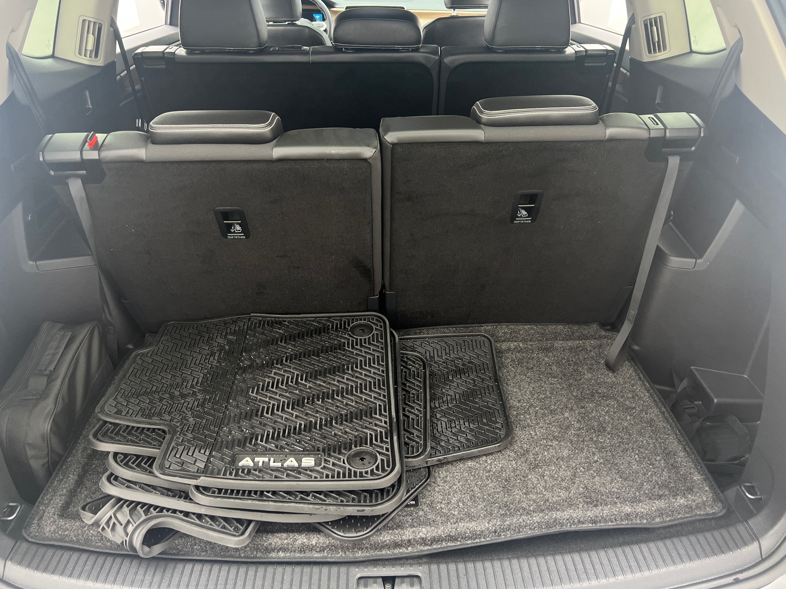 Thumbnail: 2024 Volkswagen Atlas - 6