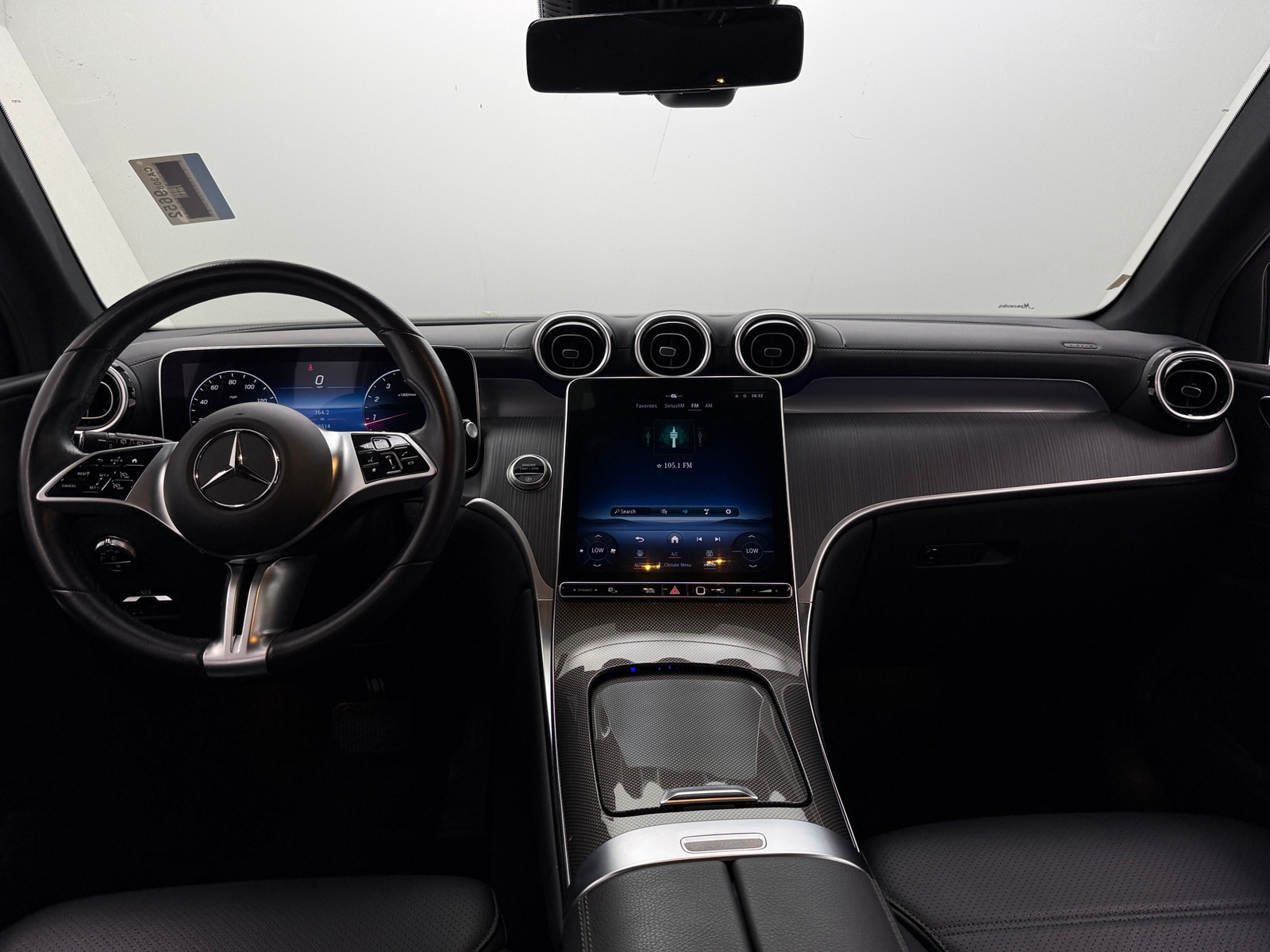 Thumbnail: 2024 Mercedes-Benz GLC - 2