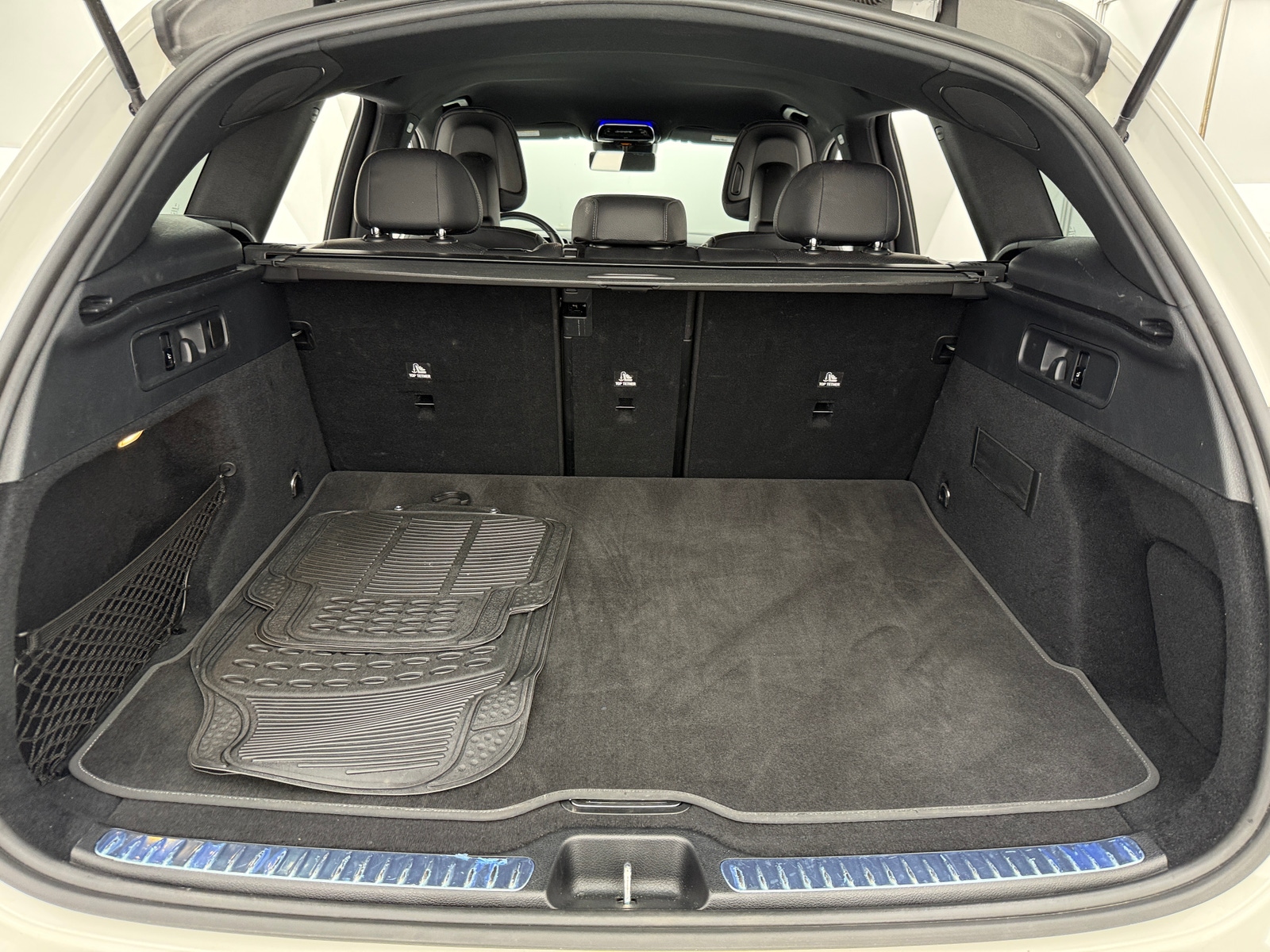 Thumbnail: 2024 Mercedes-Benz GLC - 6