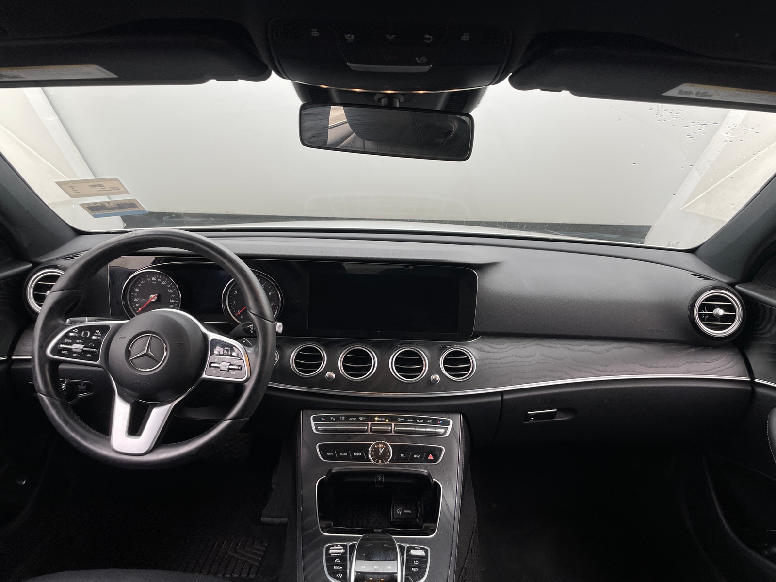 Thumbnail: 2019 Mercedes-Benz E-Class - 2