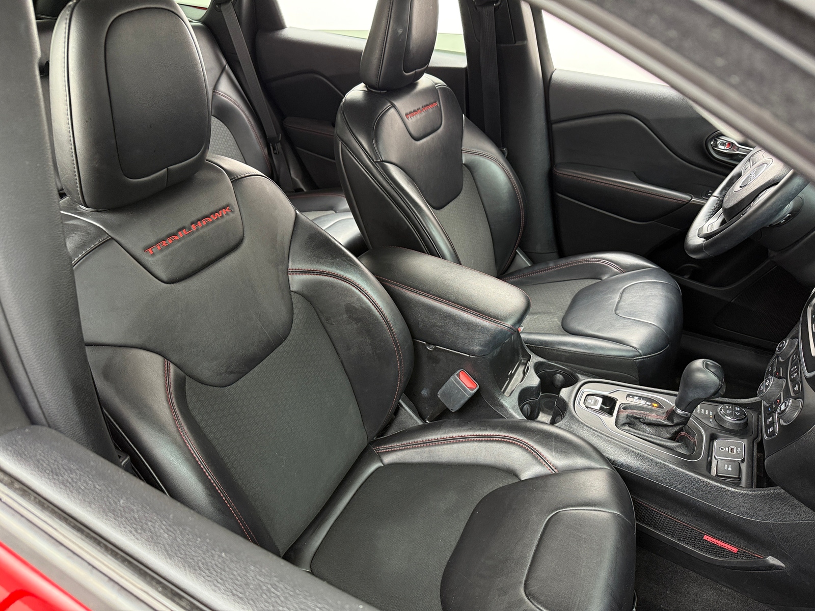 Thumbnail: 2019 Jeep Cherokee - 2