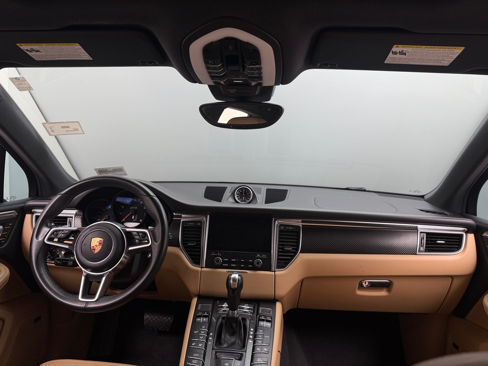 Thumbnail: 2018 Porsche Macan - 2