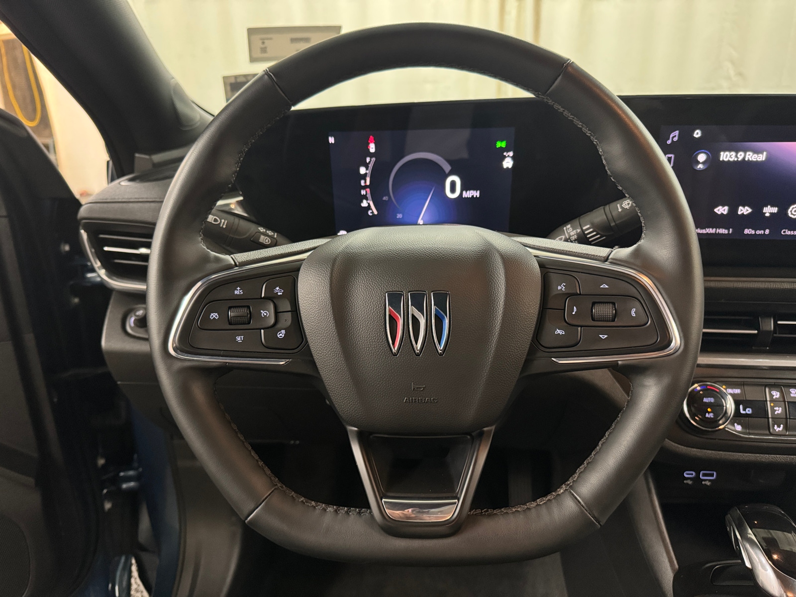 Thumbnail: 2024 Buick Envista - 4