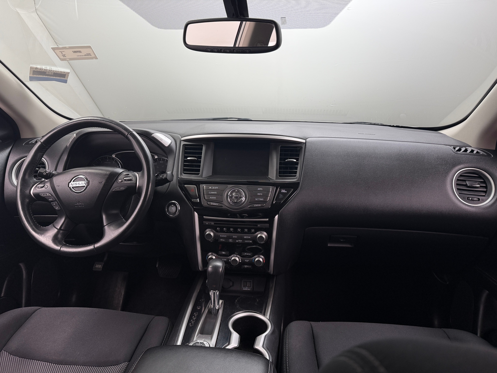 Thumbnail: 2019 Nissan Pathfinder - 3
