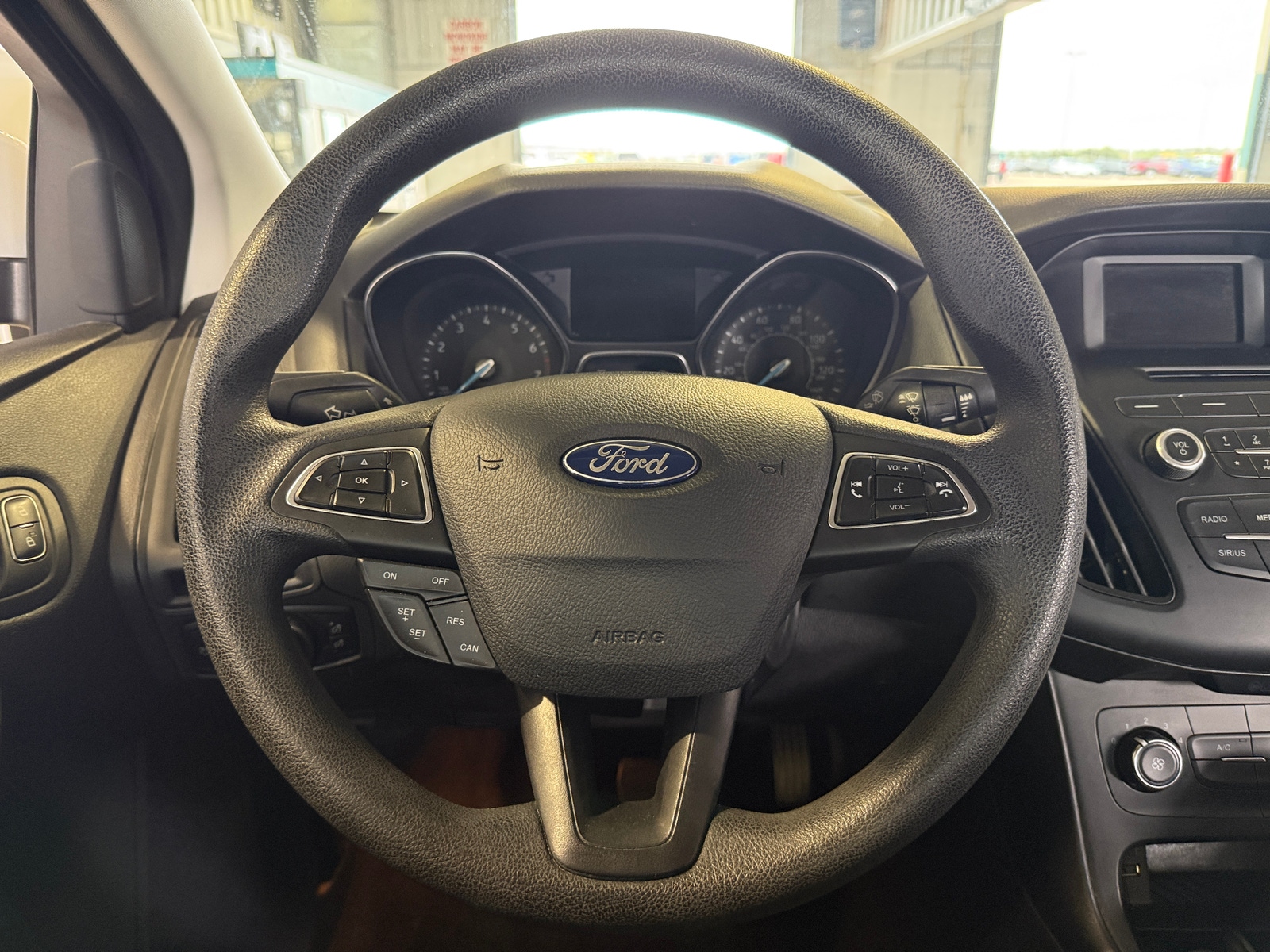 Thumbnail: 2017 Ford Focus - 5