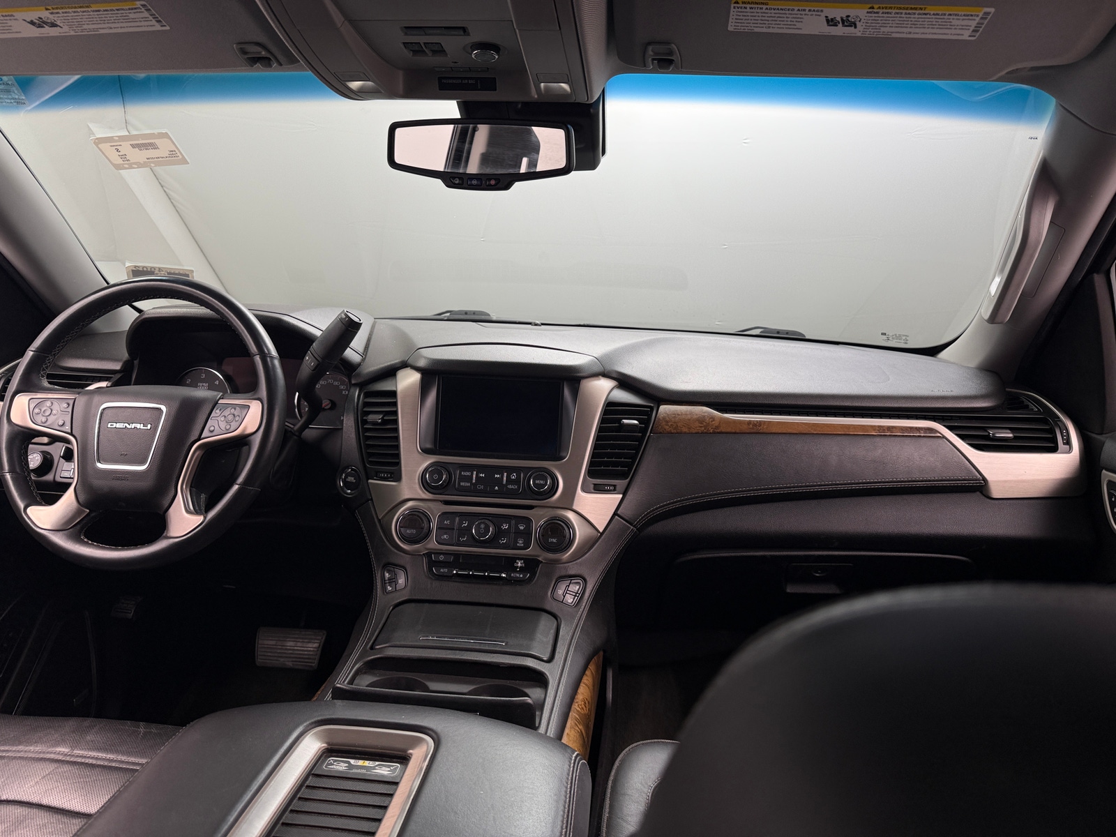 Thumbnail: 2015 GMC Yukon - 2