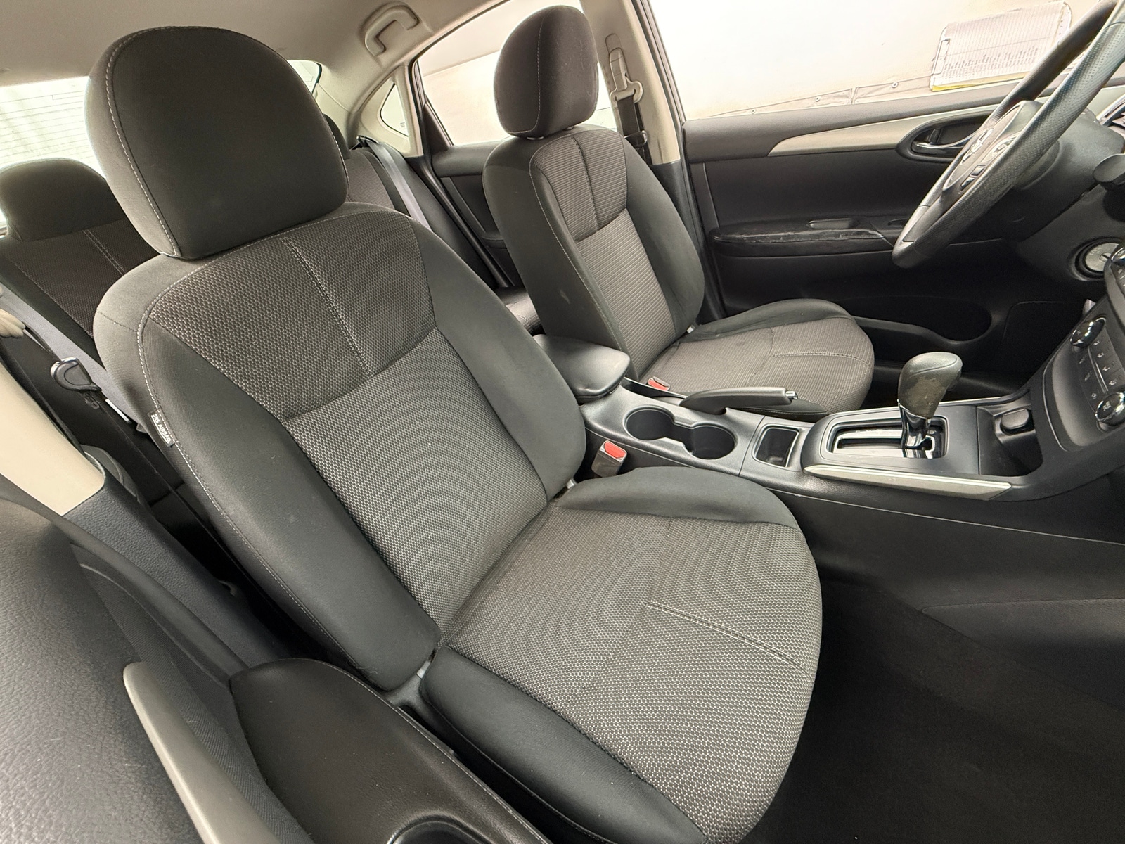 Thumbnail: 2018 Nissan Sentra - 2