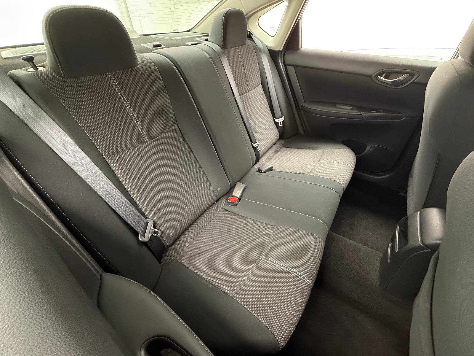 Thumbnail: 2018 Nissan Sentra - 6