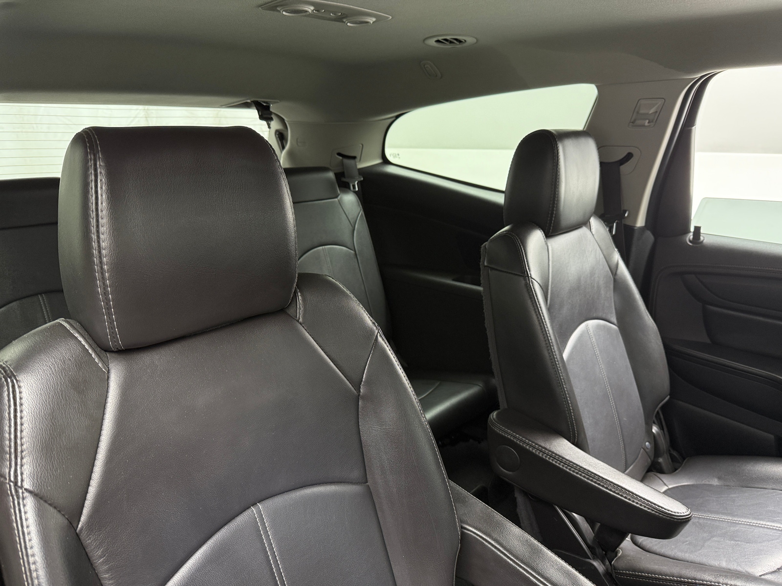 Thumbnail: 2017 Chevrolet Traverse - 6