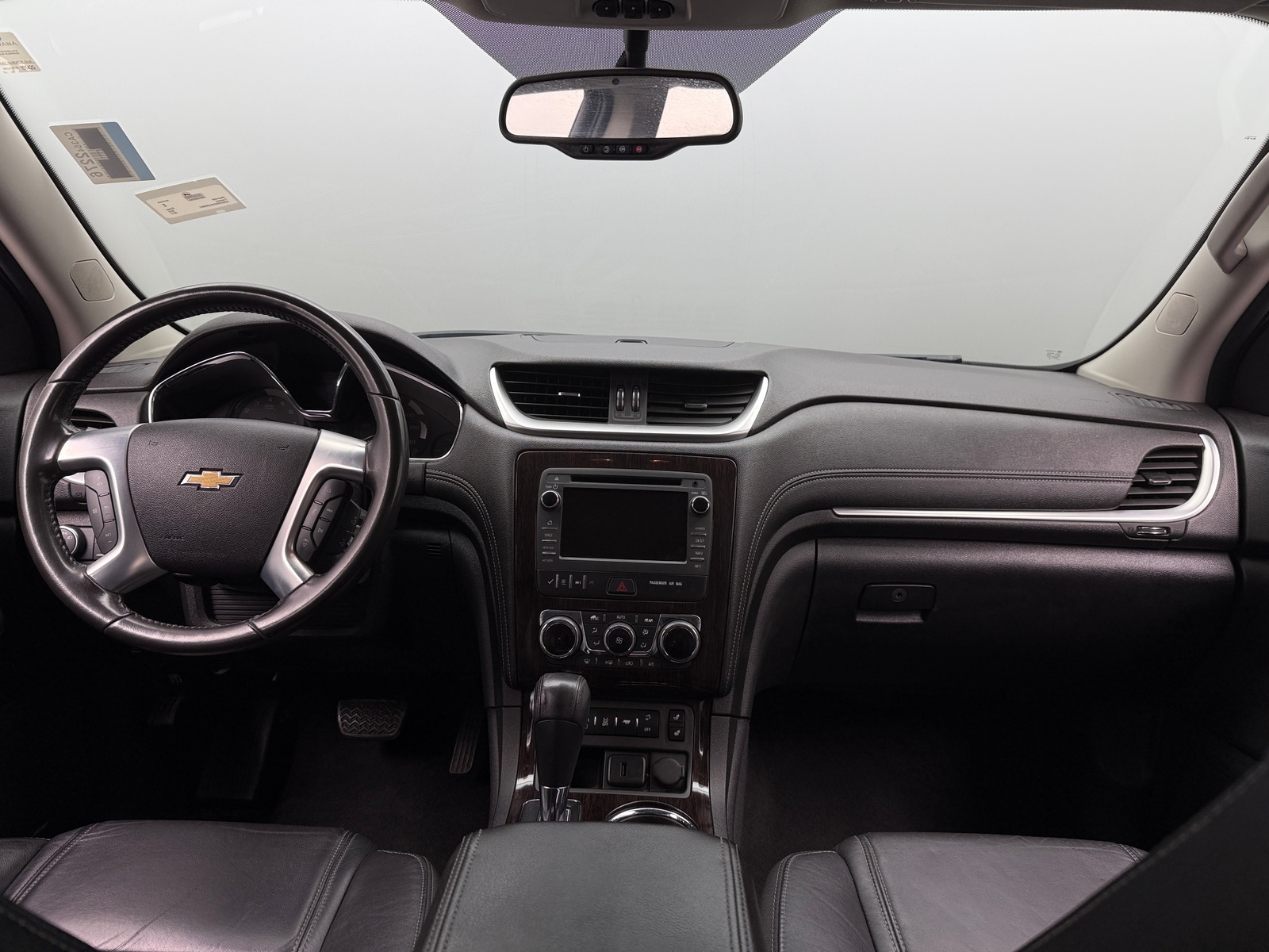 Thumbnail: 2017 Chevrolet Traverse - 3