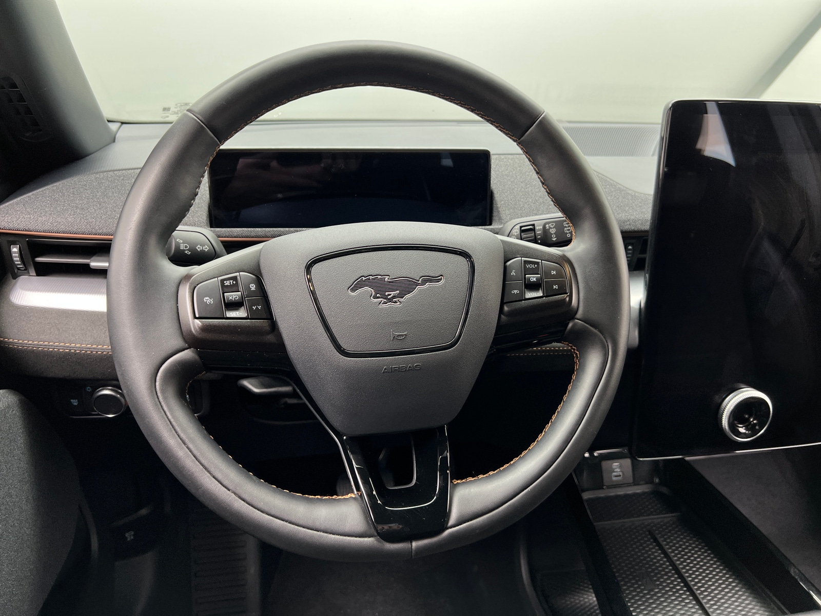 Thumbnail: 2021 Ford Mustang Mach-E - 4