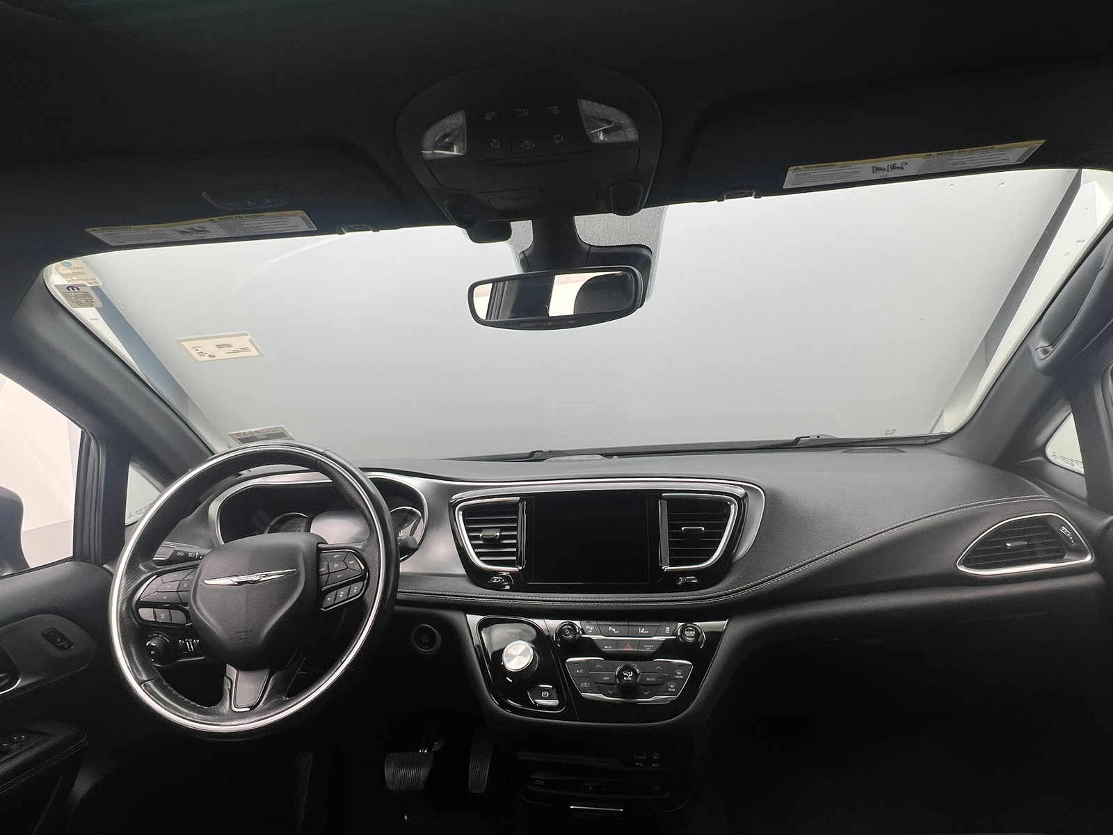 Thumbnail: 2019 Chrysler Pacifica - 2