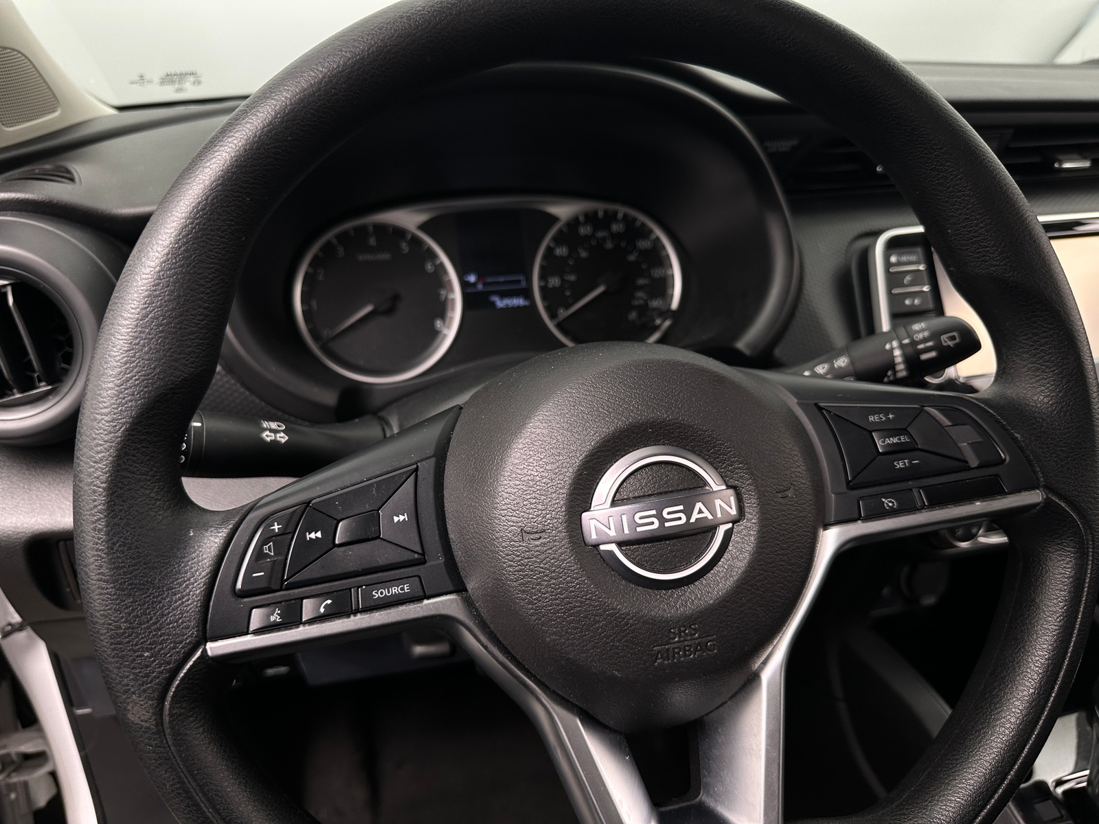 Thumbnail: 2022 Nissan Kicks - 5