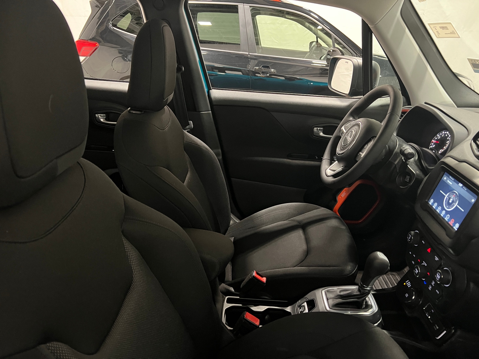 Thumbnail: 2019 Jeep Renegade - 2