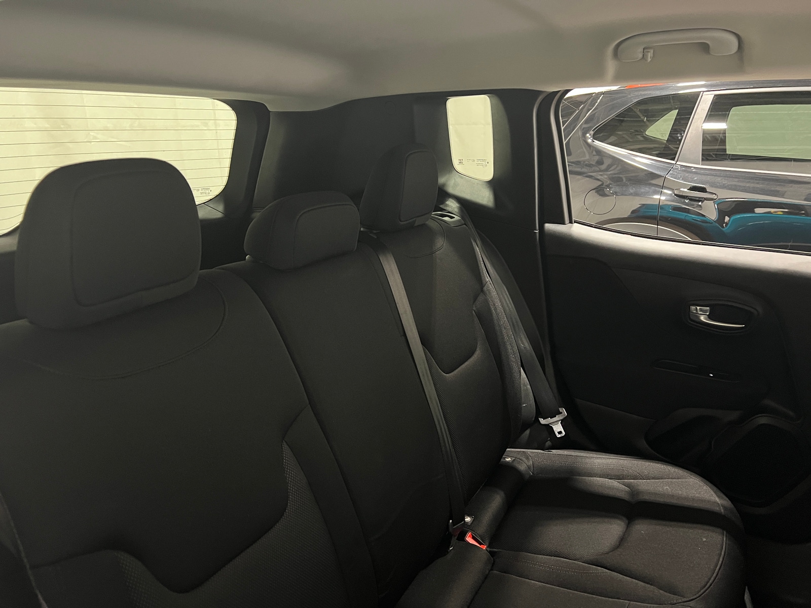 Thumbnail: 2019 Jeep Renegade - 6