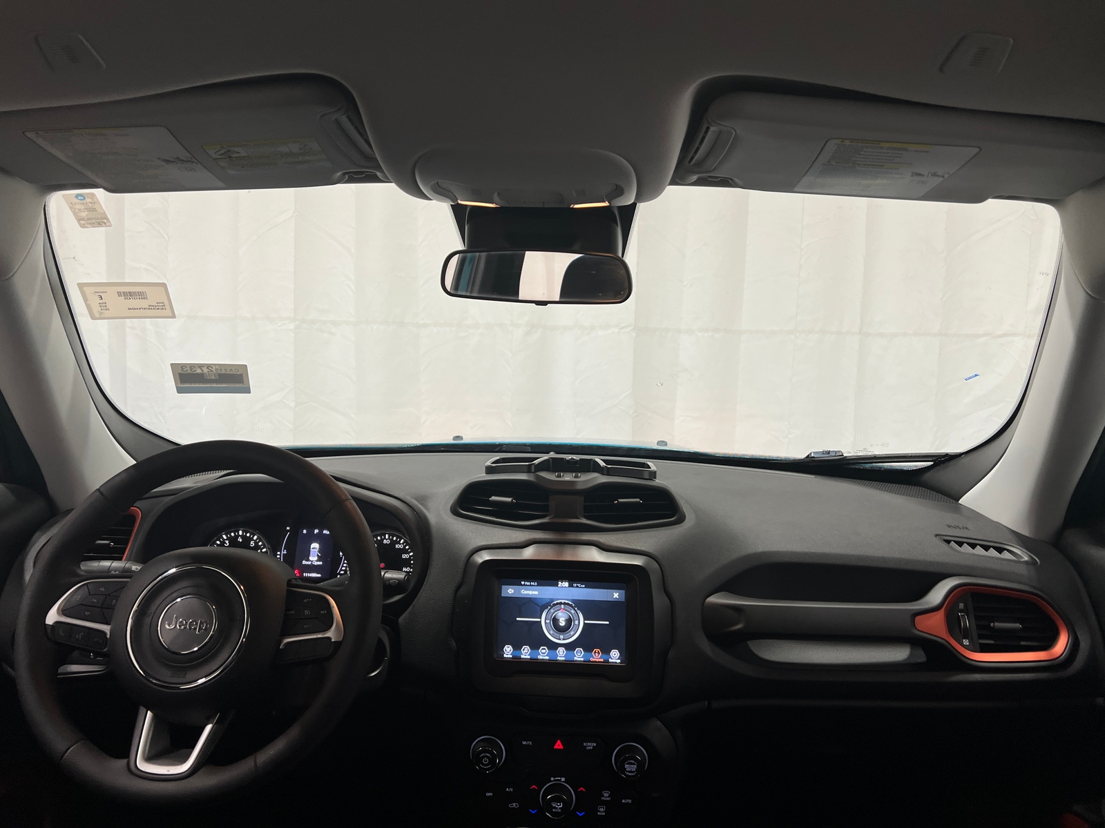 Thumbnail: 2019 Jeep Renegade - 3