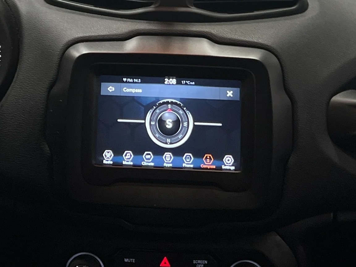 Thumbnail: 2019 Jeep Renegade - 4